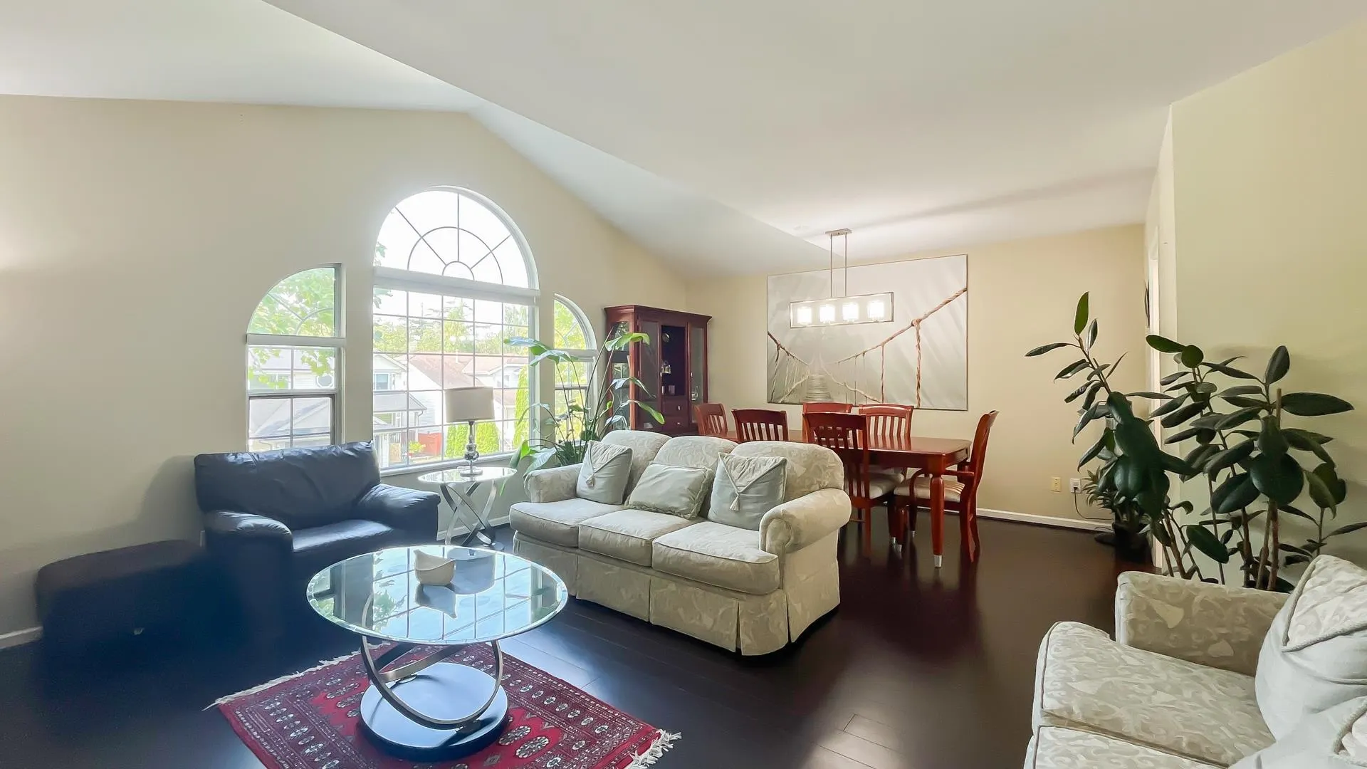 5240 Oliver Drive