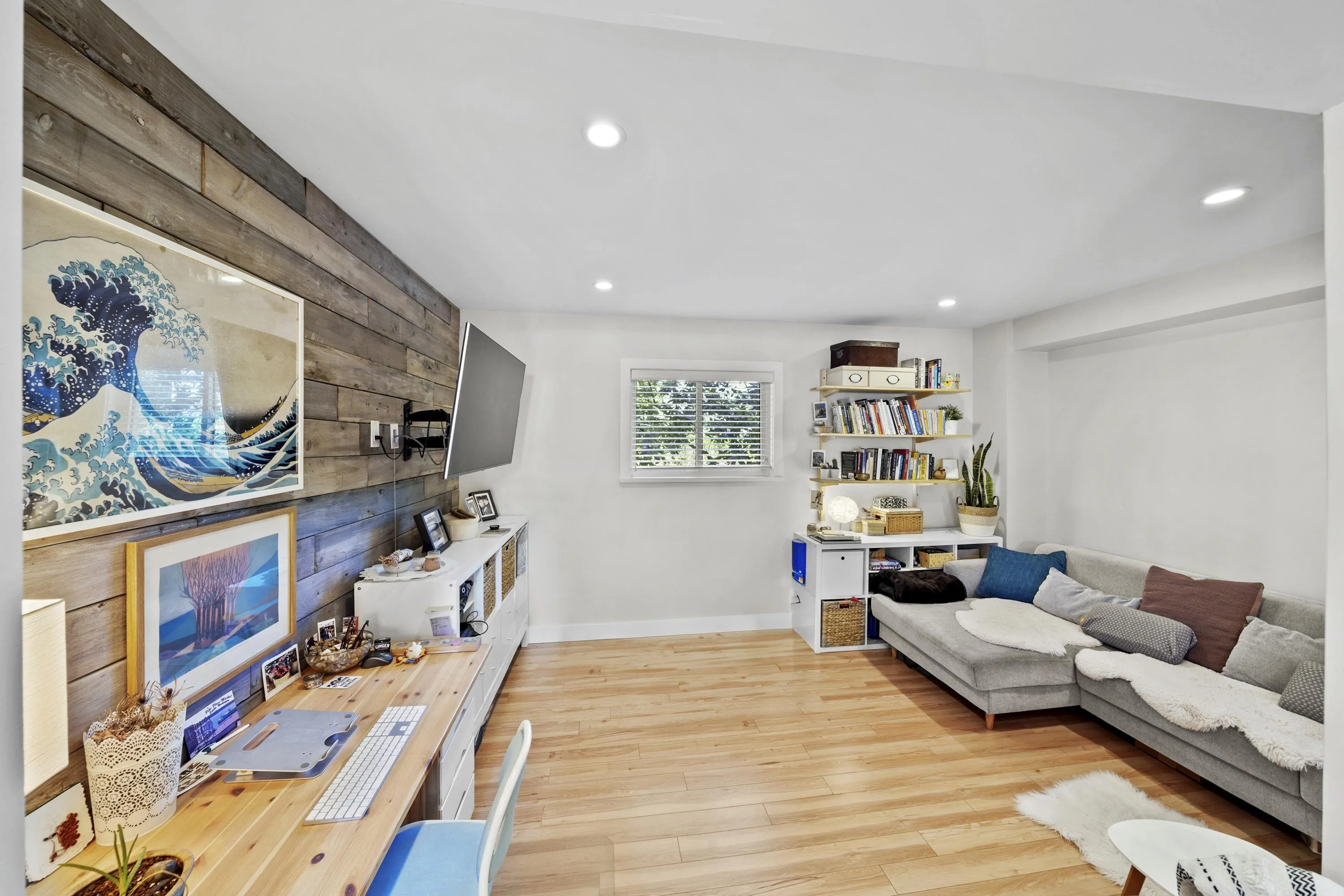 3759 Coast Meridian Road