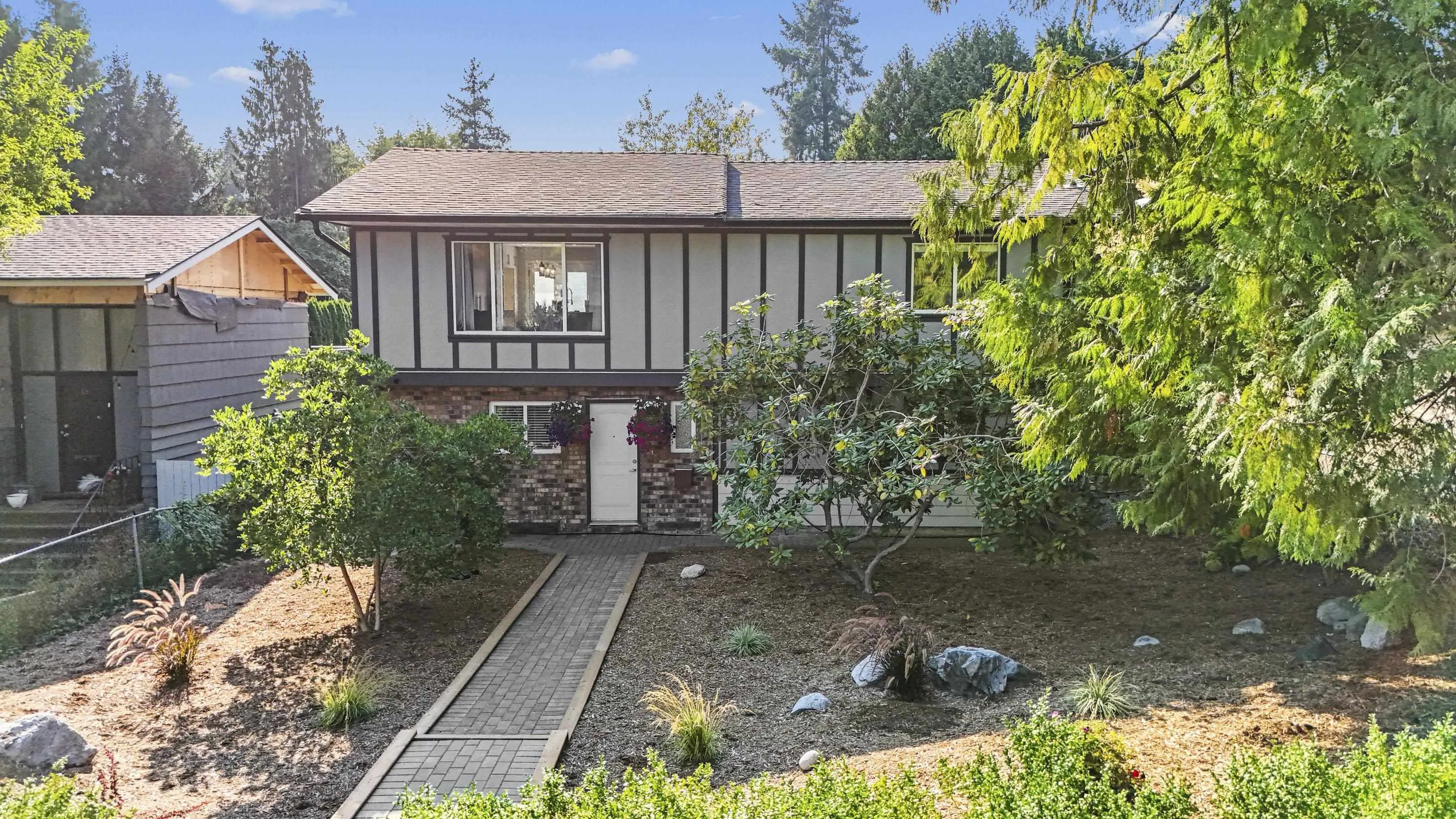 3759 Coast Meridian Road