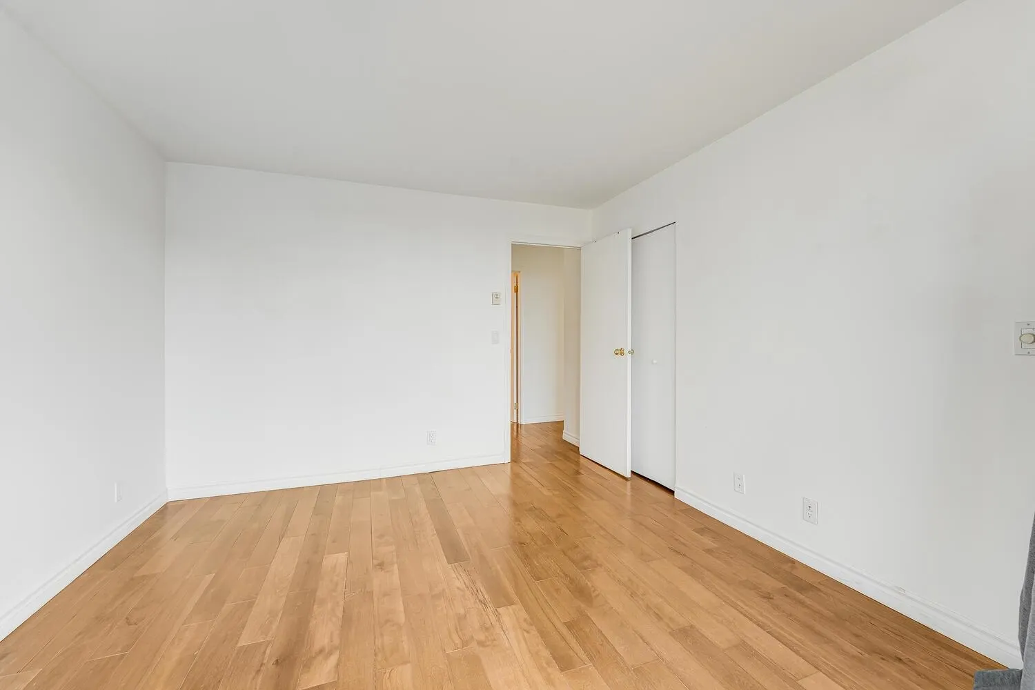 1105 2668 Ash Street