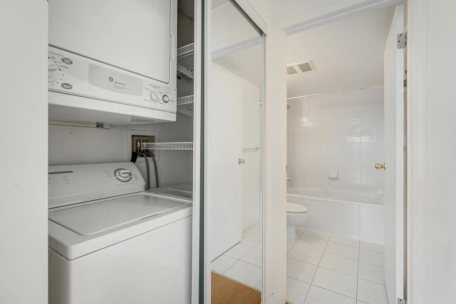 1105 2668 Ash Street