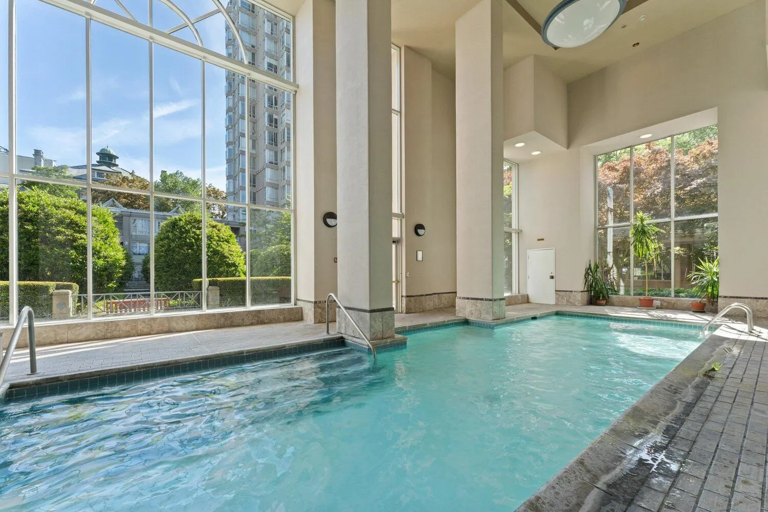 1105 2668 Ash Street