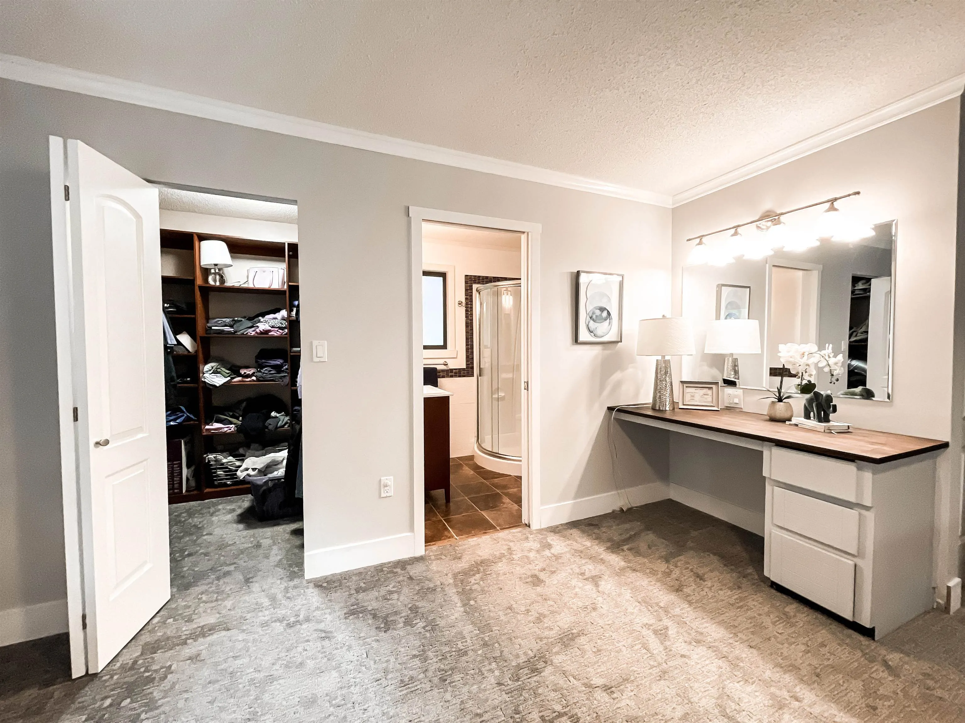 10055 Kenswood Drive
