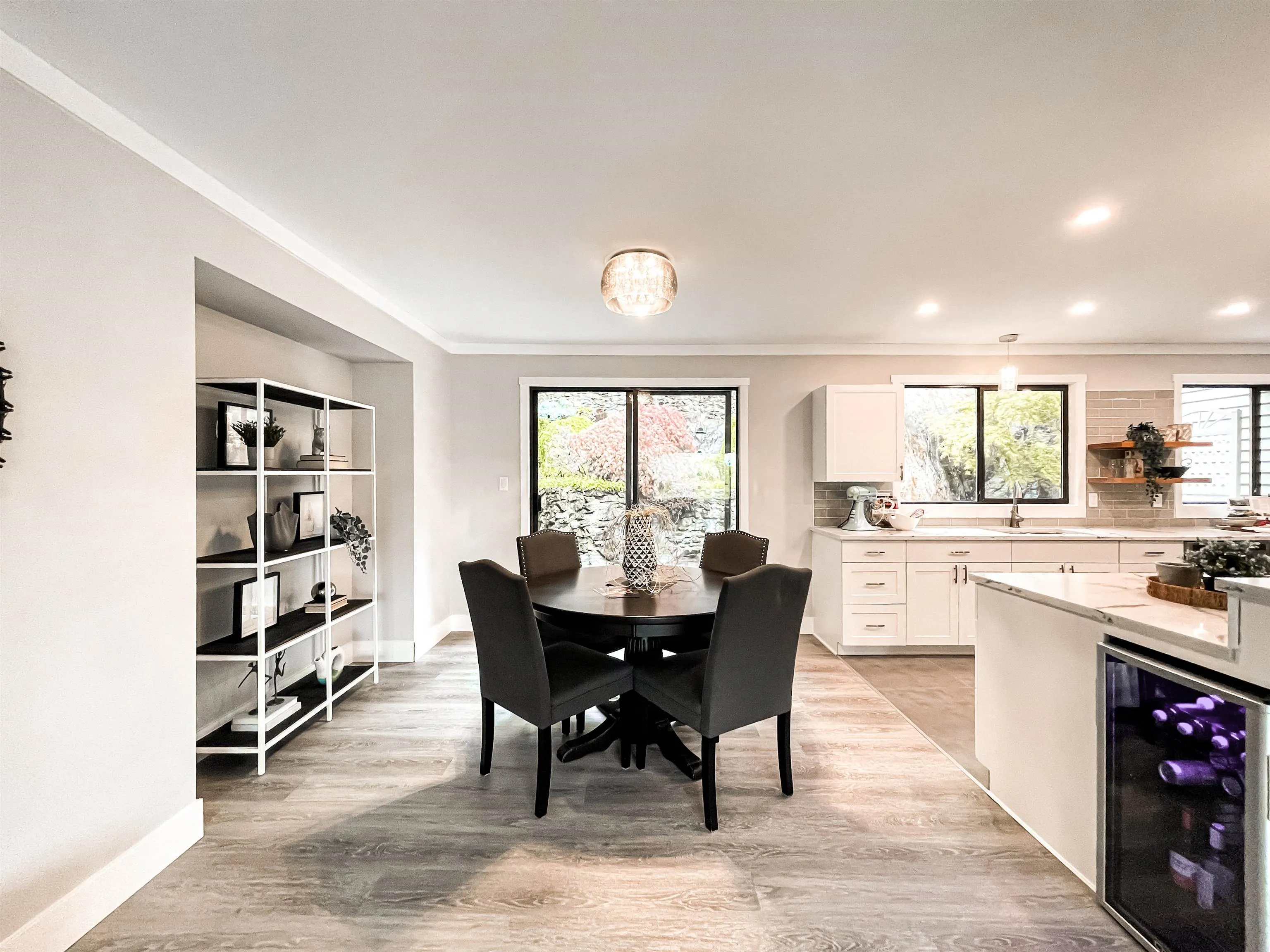 10055 Kenswood Drive