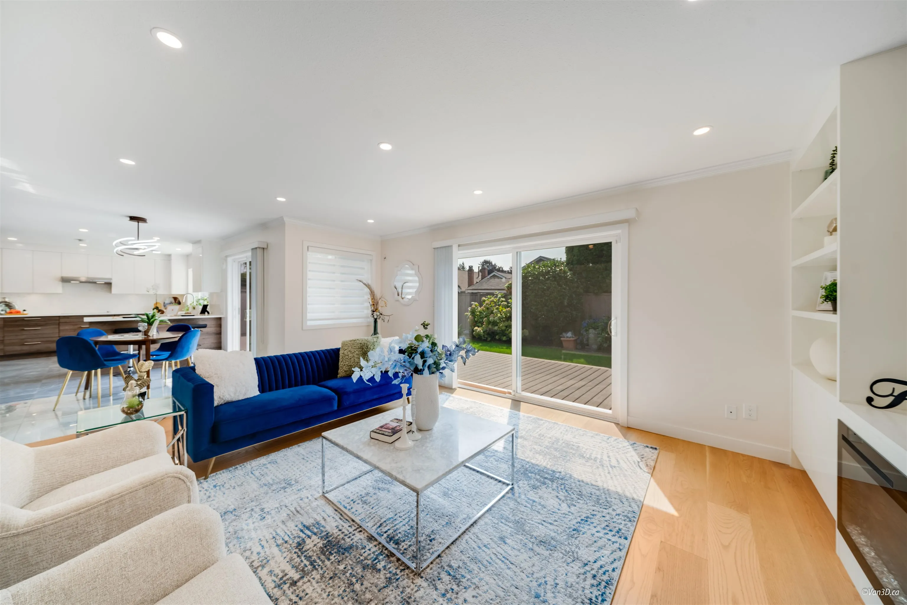 9420 Laka Drive
