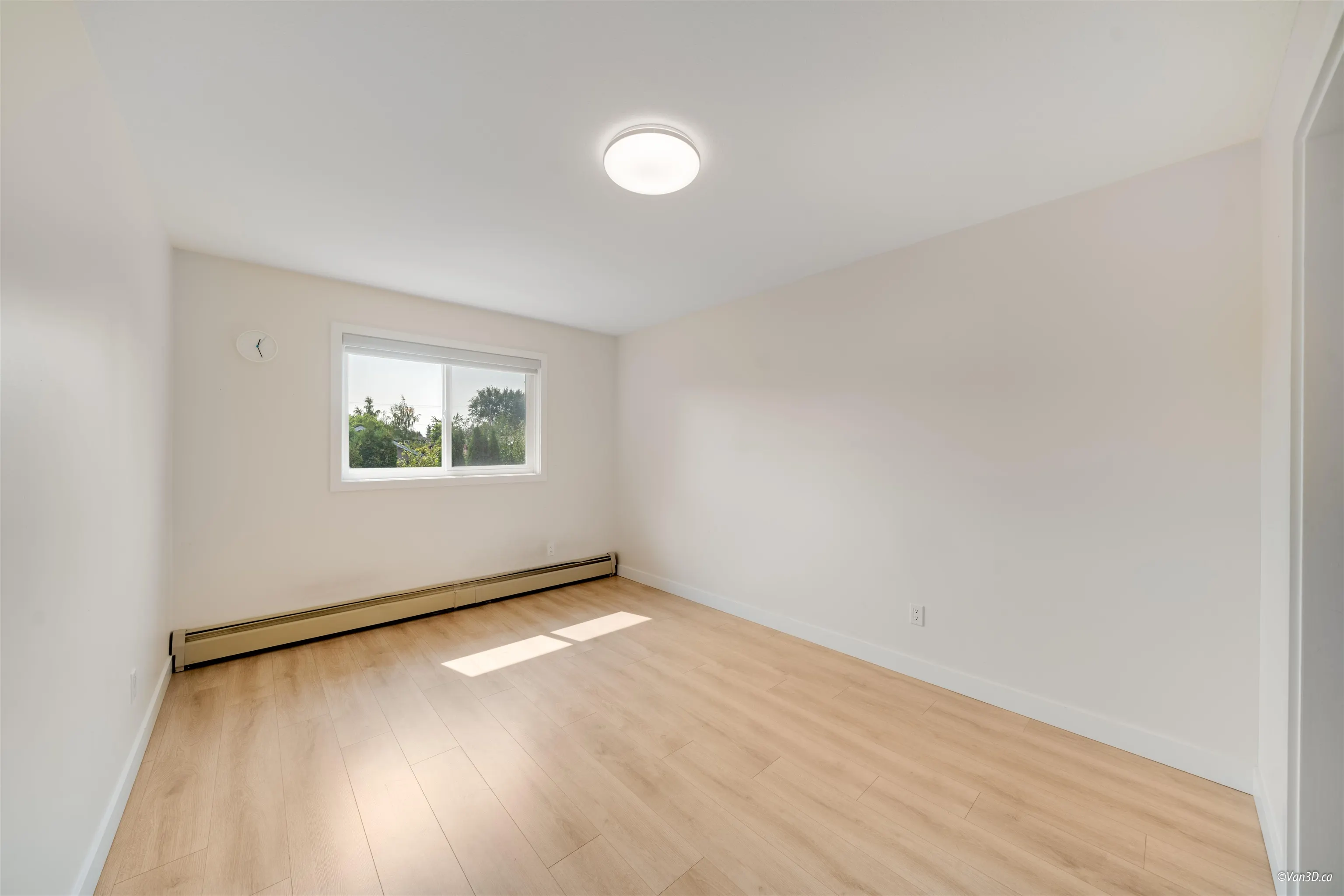 9420 Laka Drive