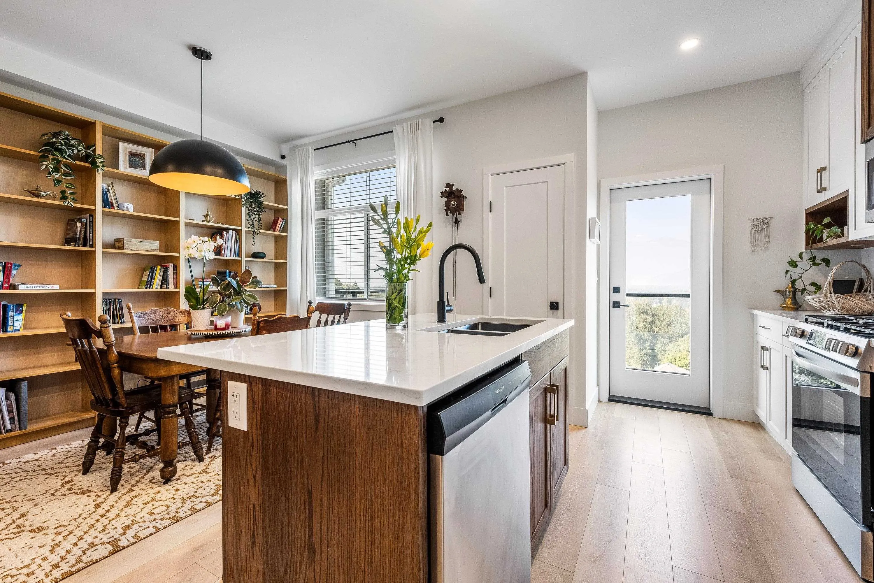 16 43998 Chilliwack Mountain Road