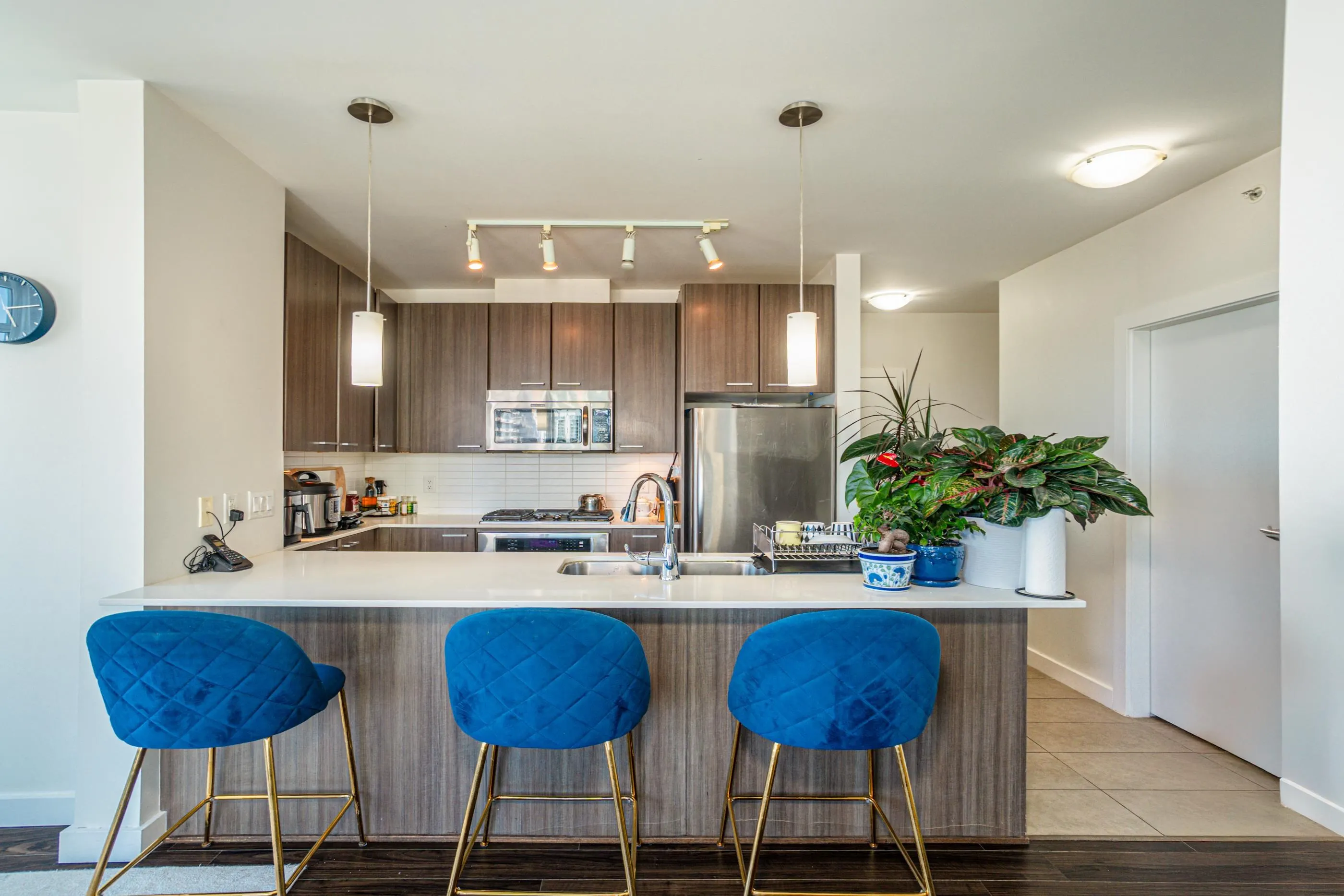 2905 2955 Atlantic Avenue