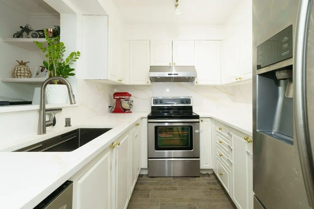 106 15258 105 Avenue
