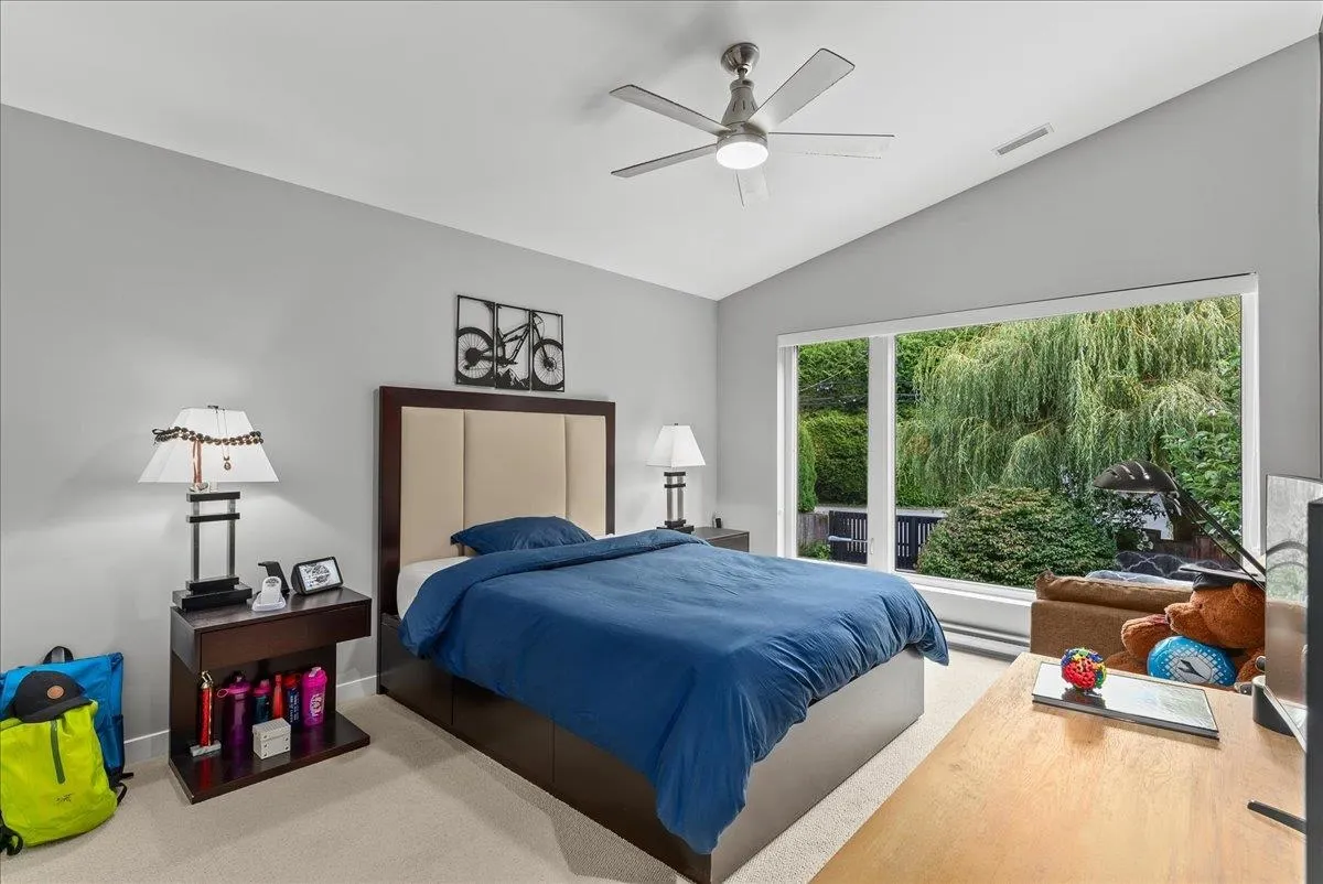 5664 Marine Drive