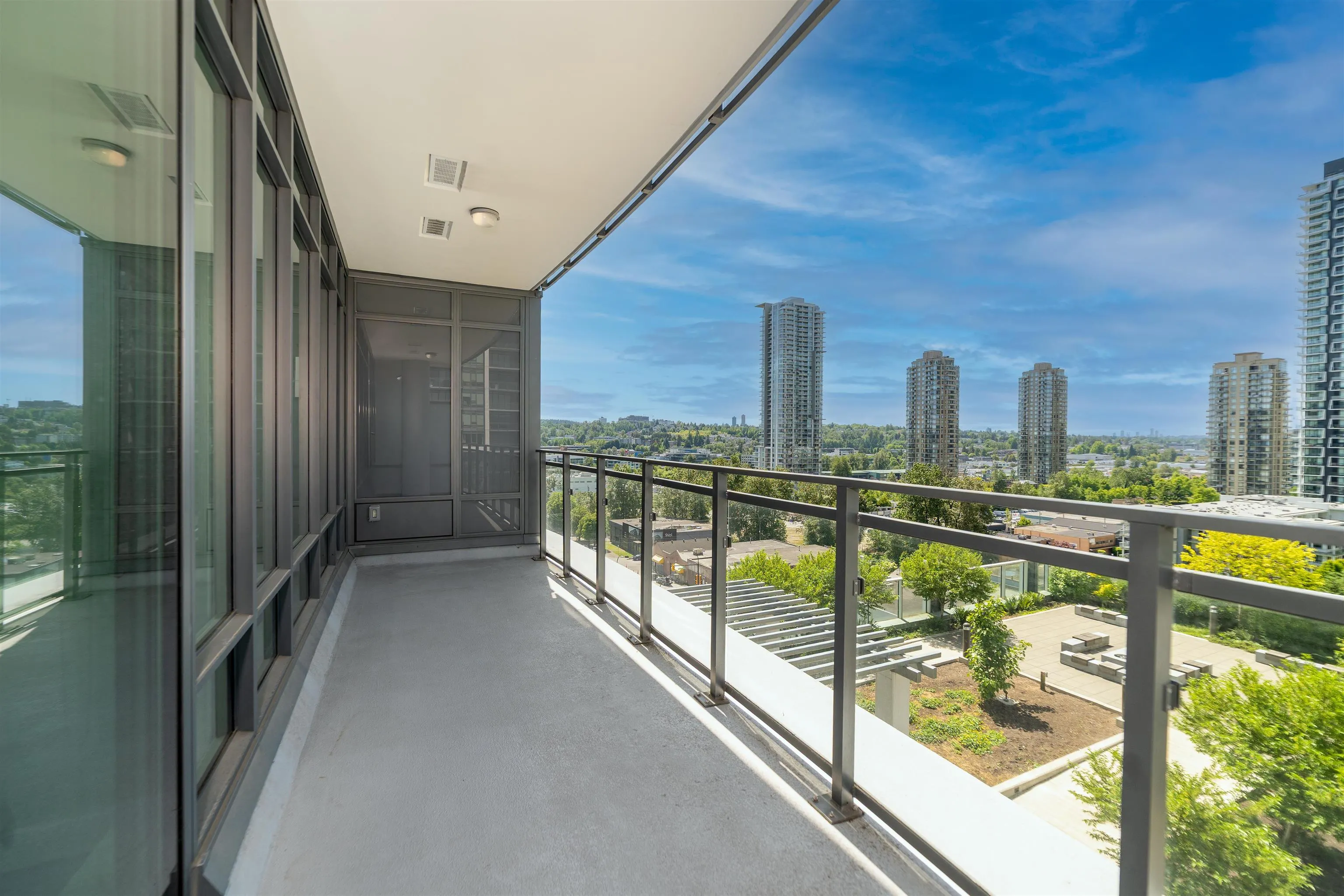 801 2085 Skyline Court