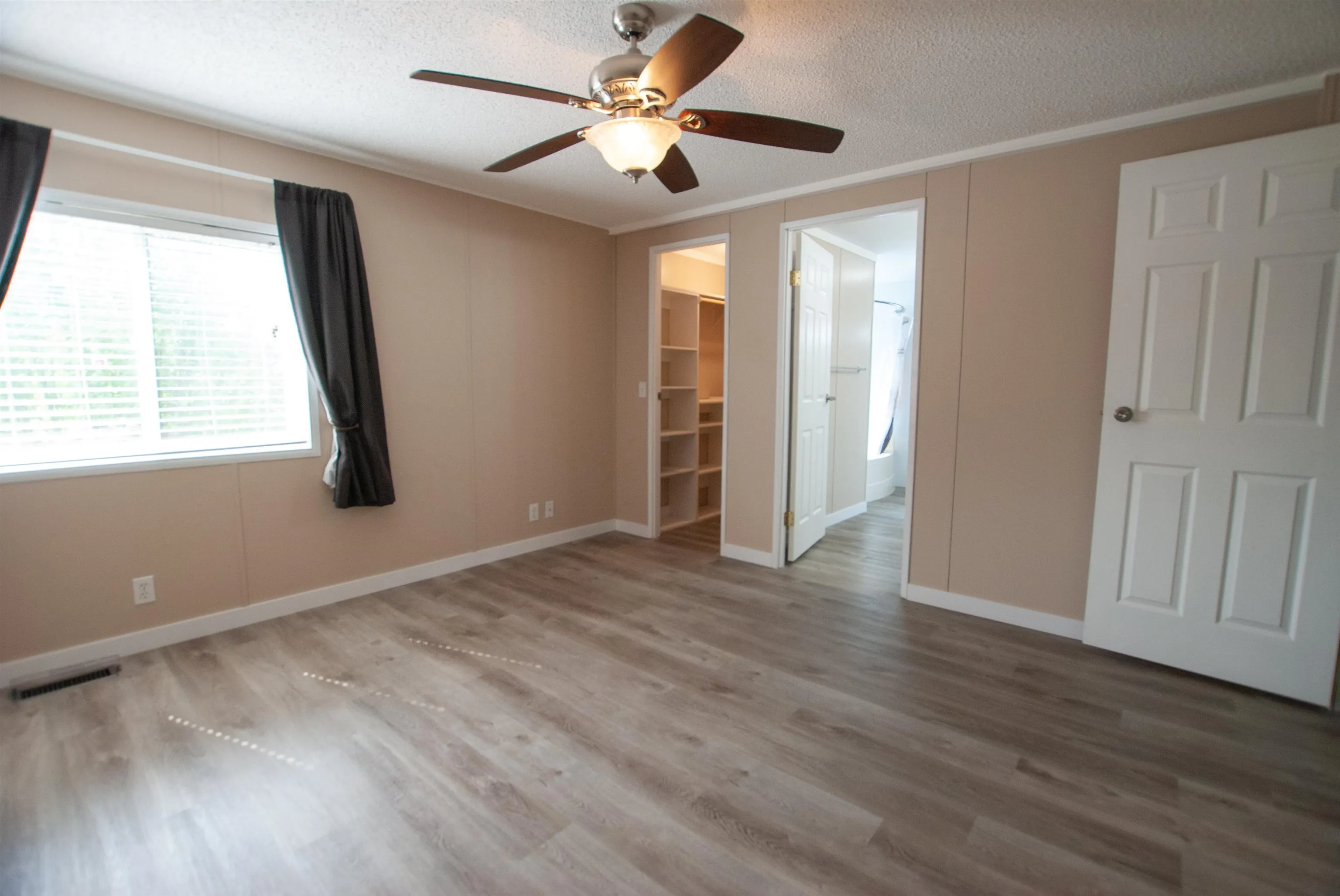 91 41168 Lougheed Highway