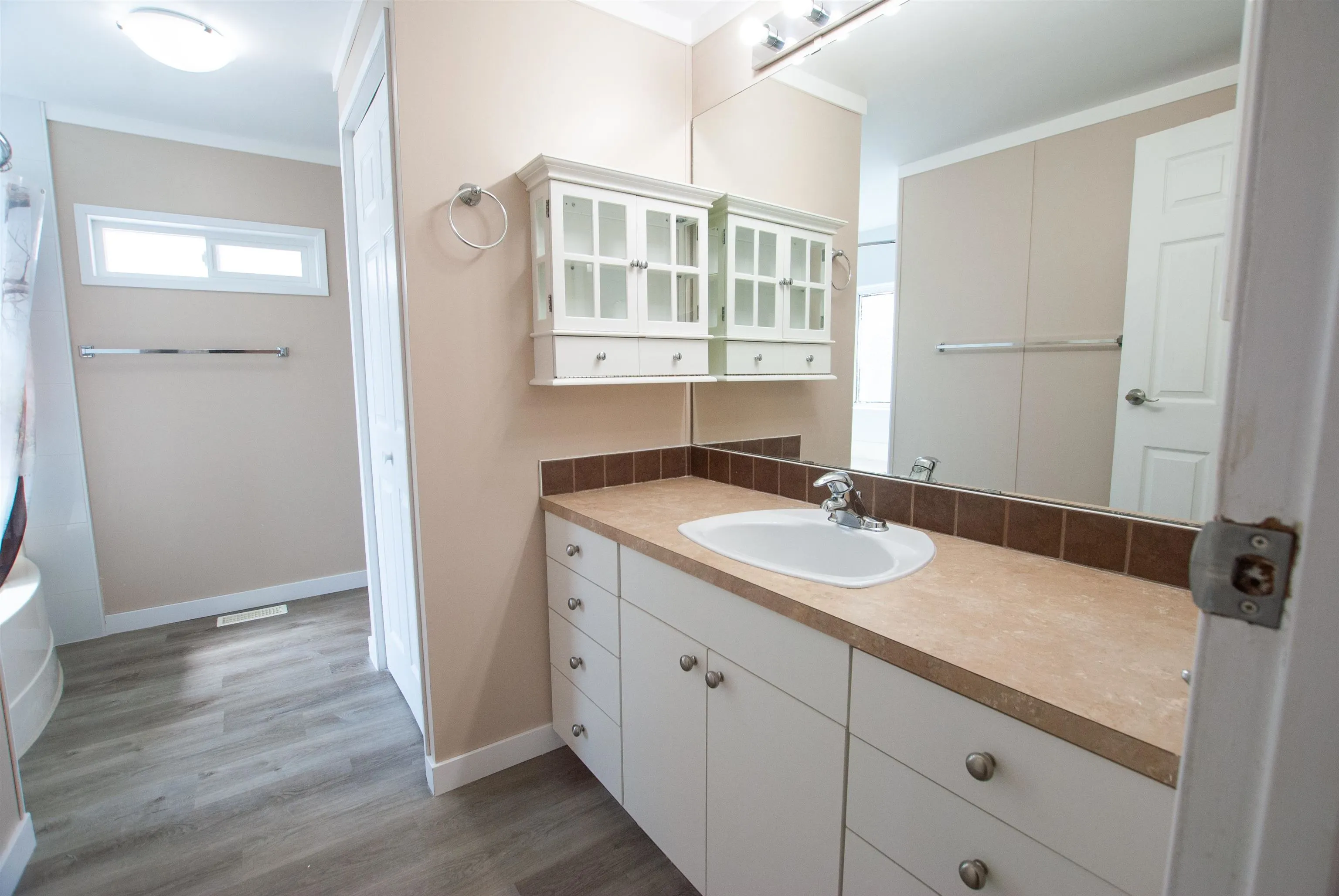 91 41168 Lougheed Highway
