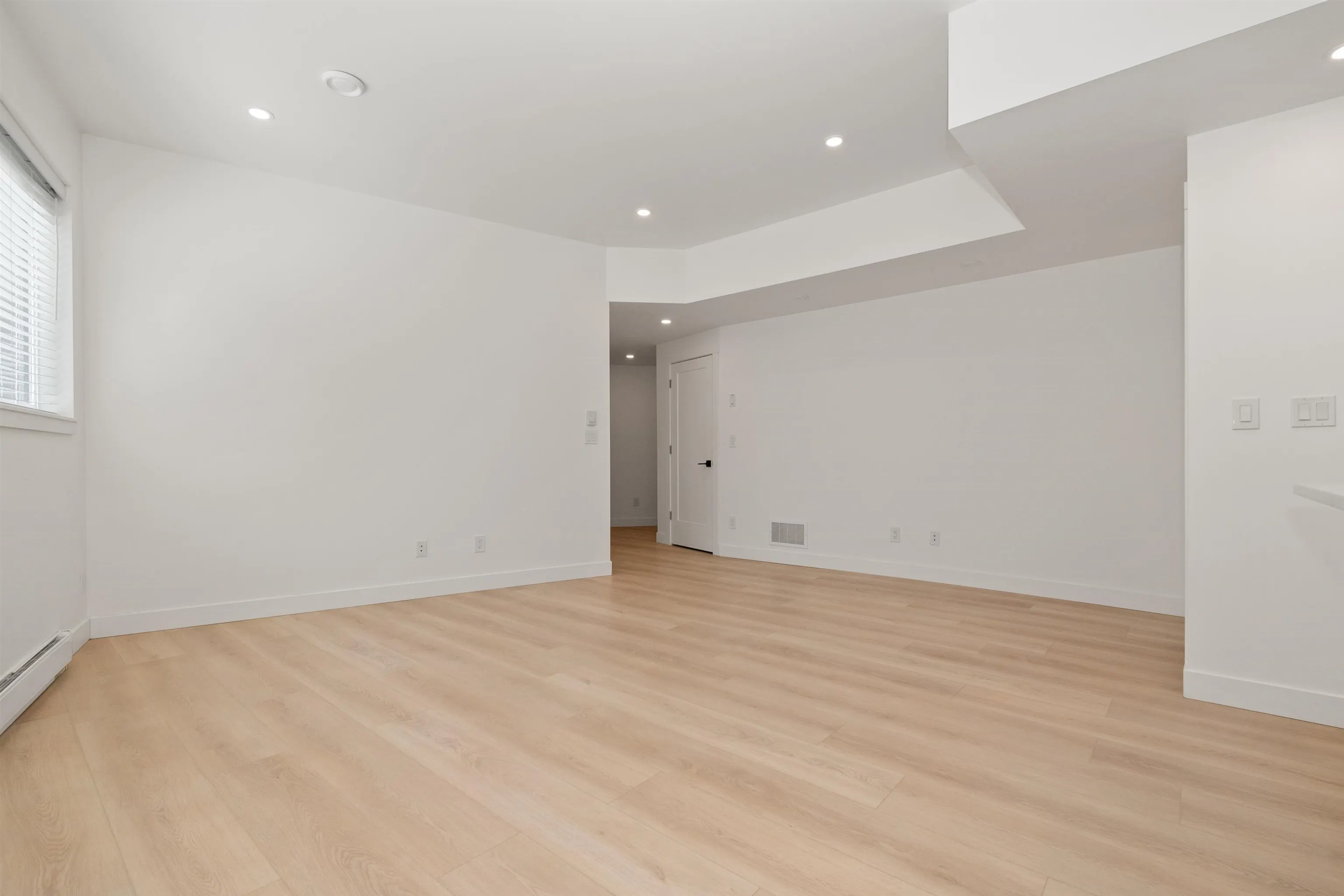 4 46379 Uplands Road