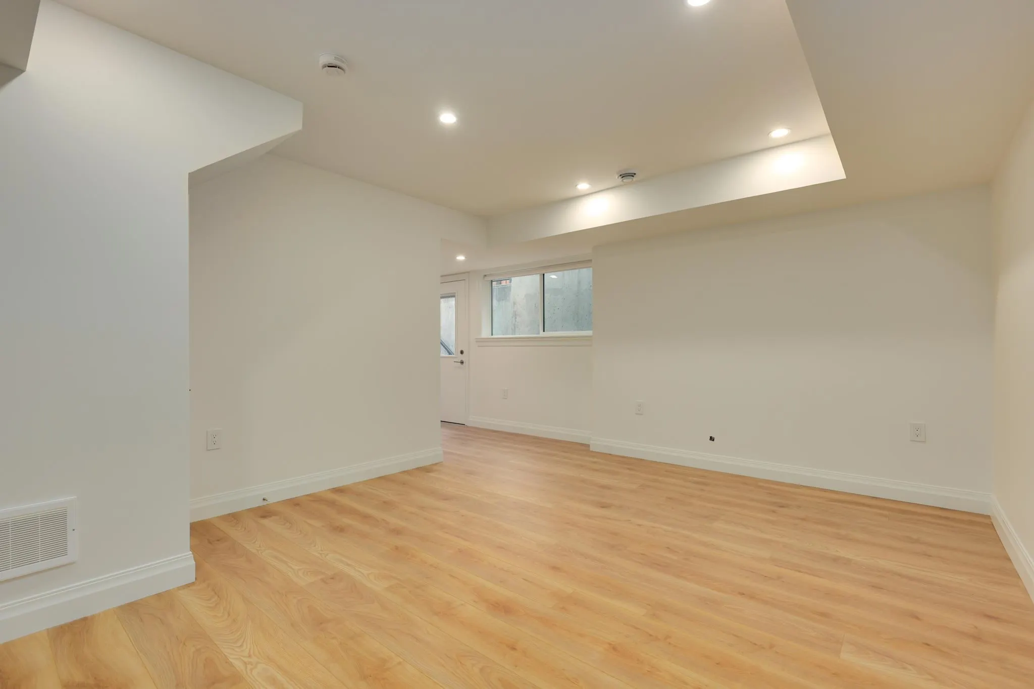 259 E 23rd Street