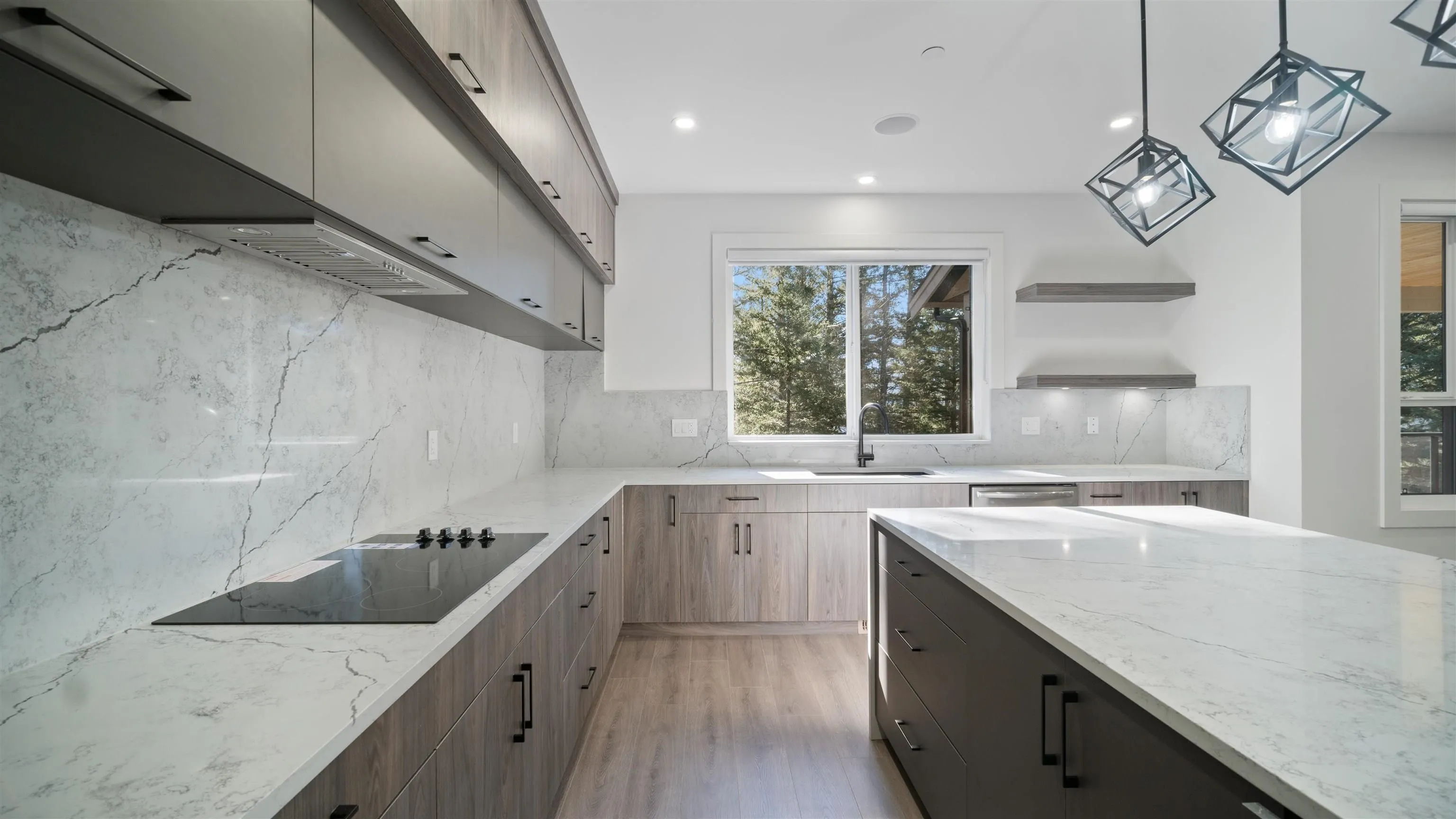 5614 Crimson Ridge