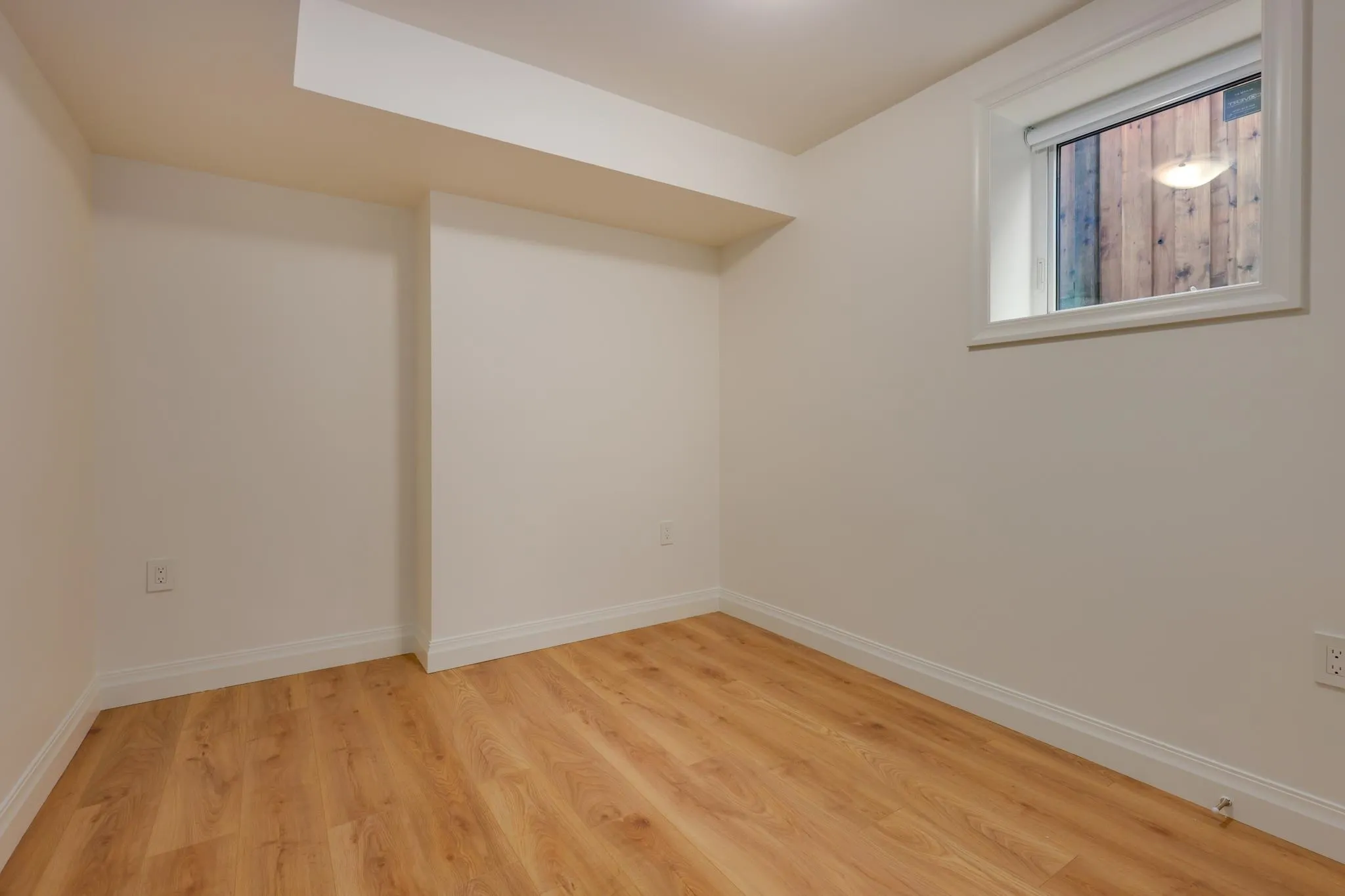 261 E 23rd Street