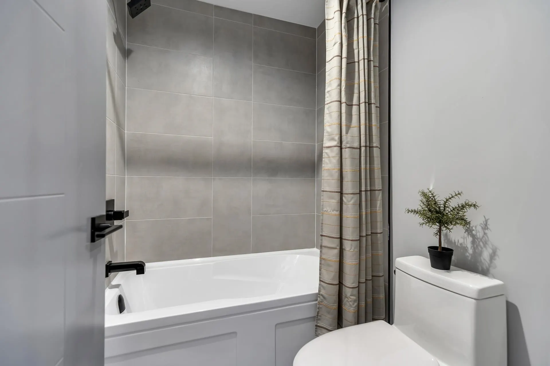 2 7138 Marble Hill Road