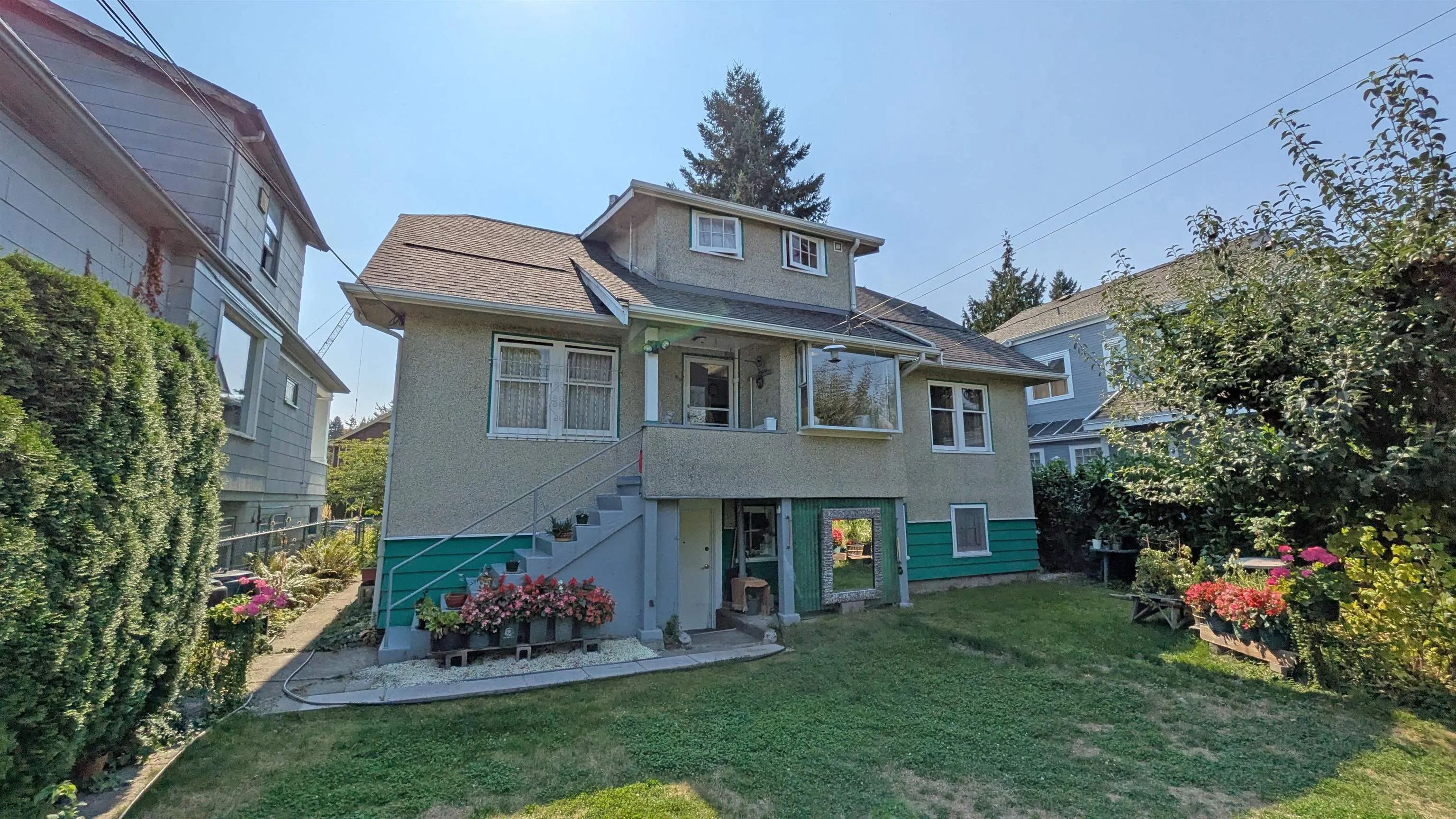1225 E 19th Avenue