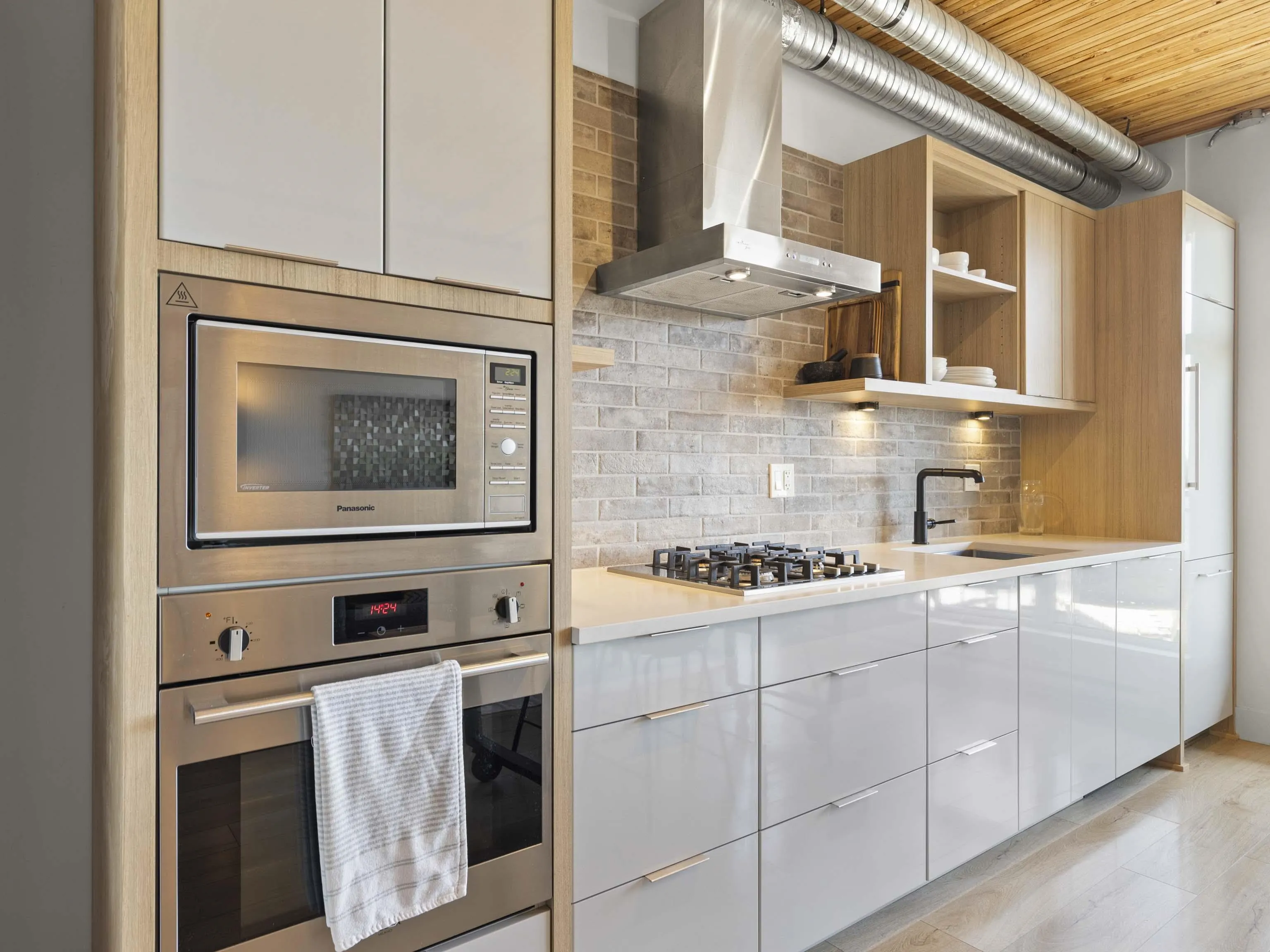 308 4223 Hastings Street