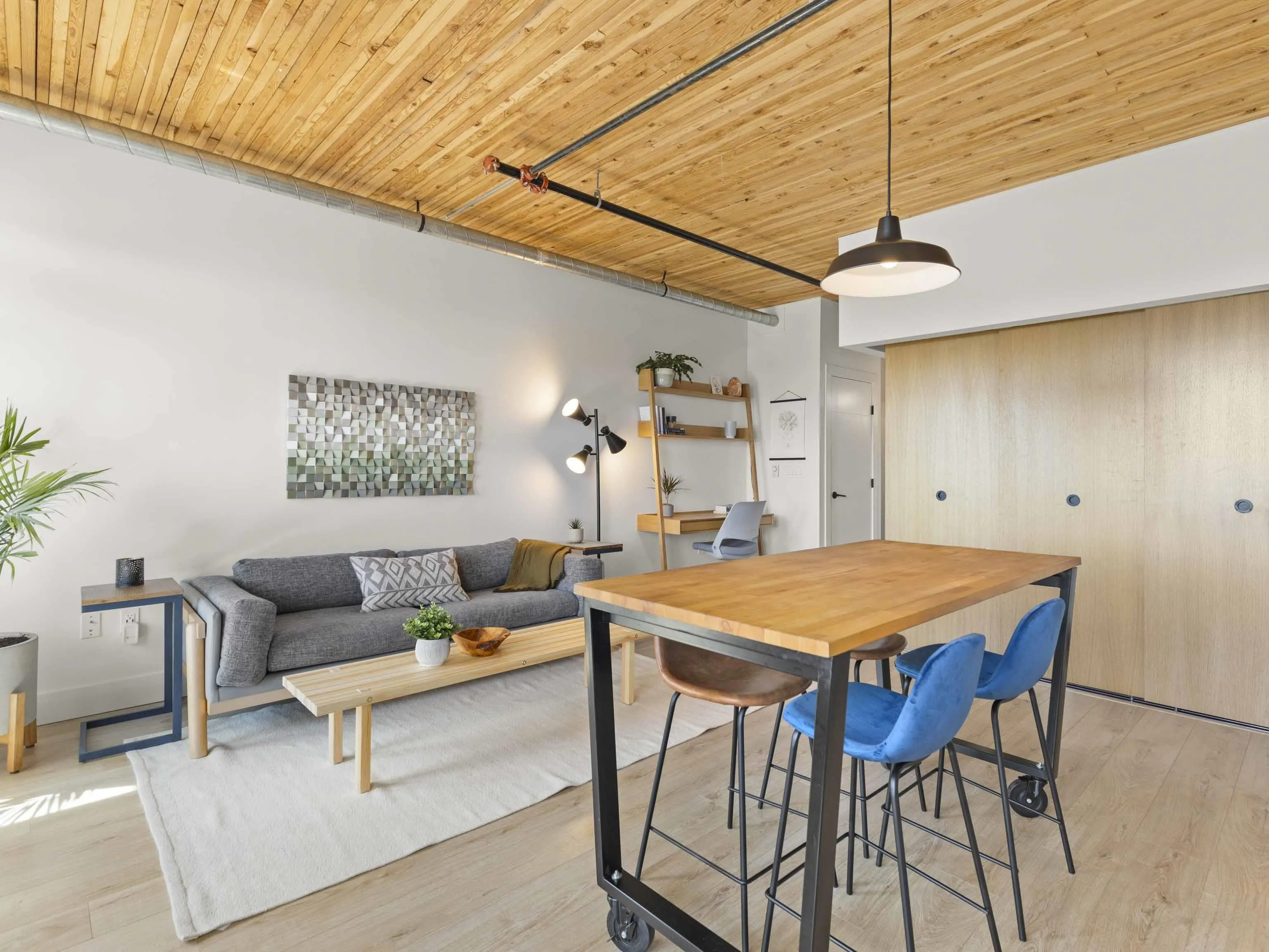 308 4223 Hastings Street