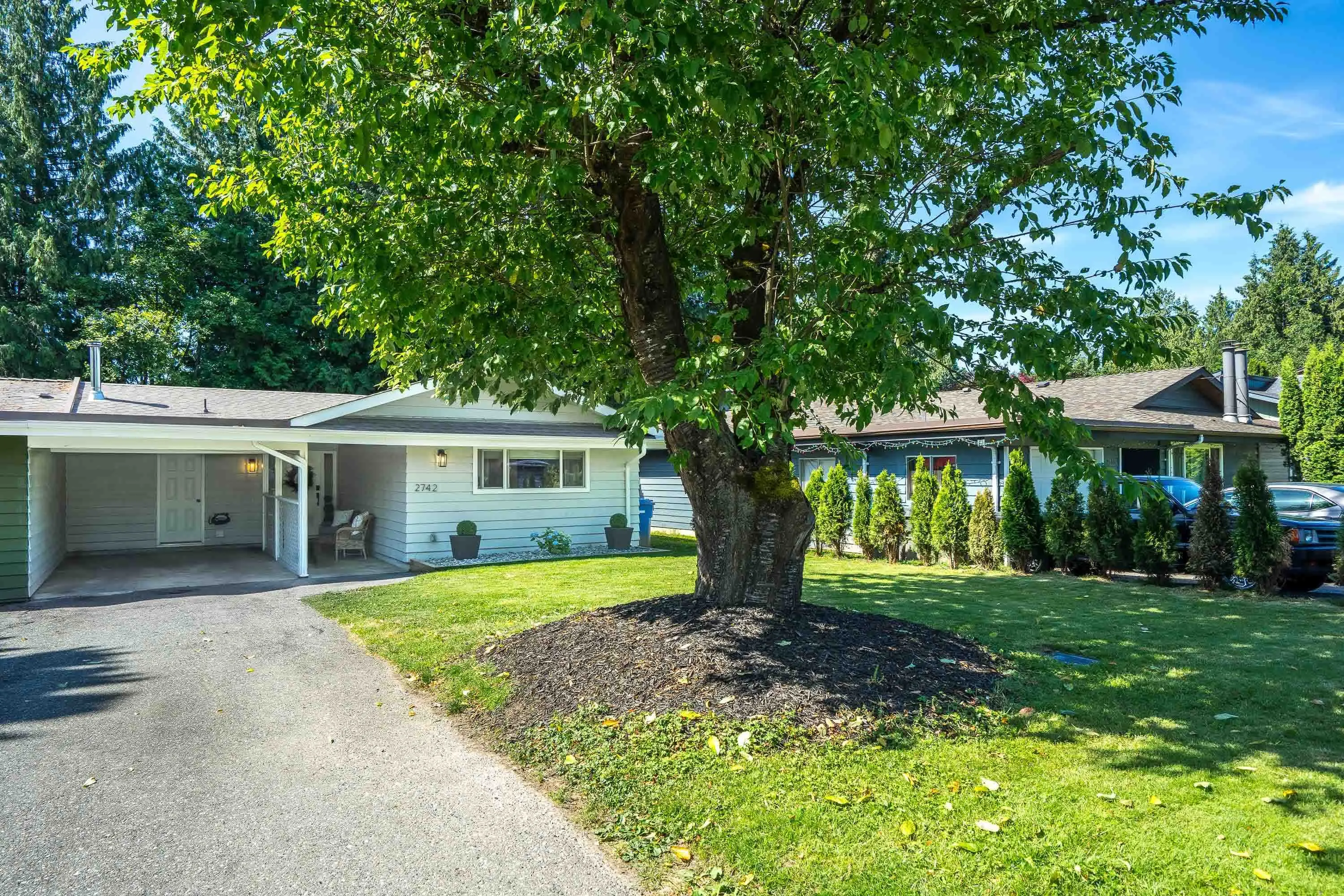 2742 Sandon Drive