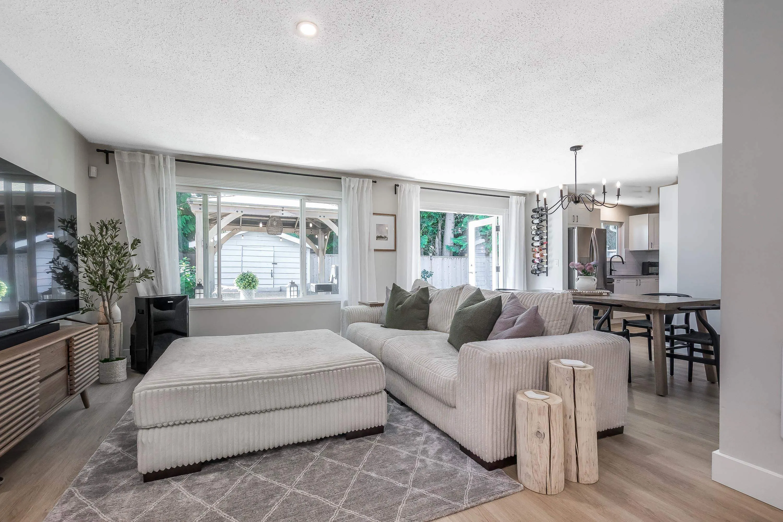 2742 Sandon Drive