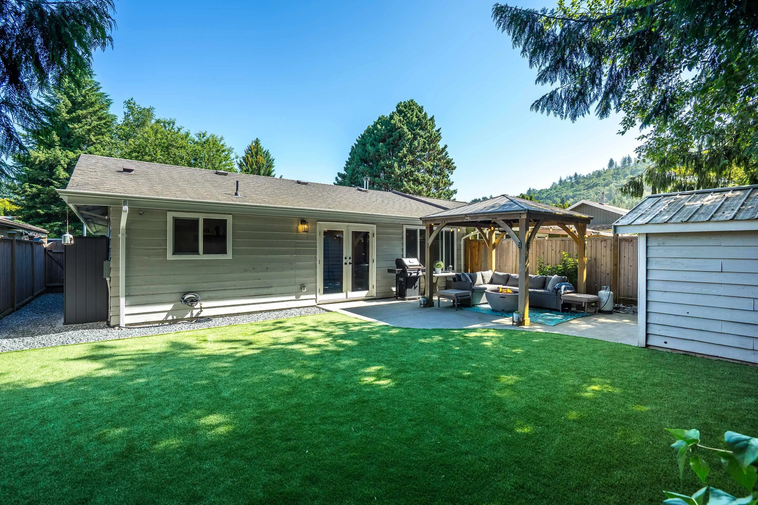 2742 Sandon Drive