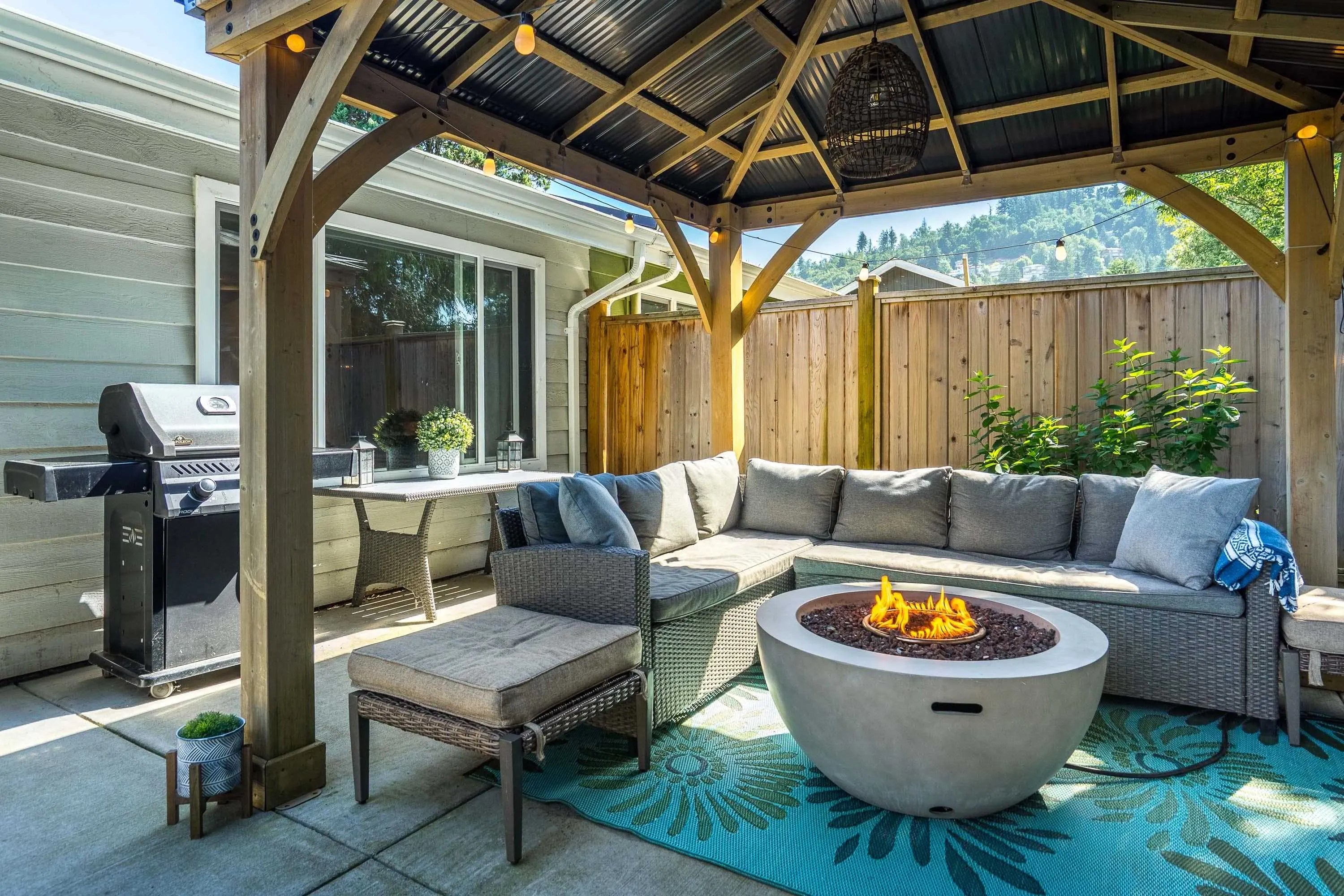 2742 Sandon Drive