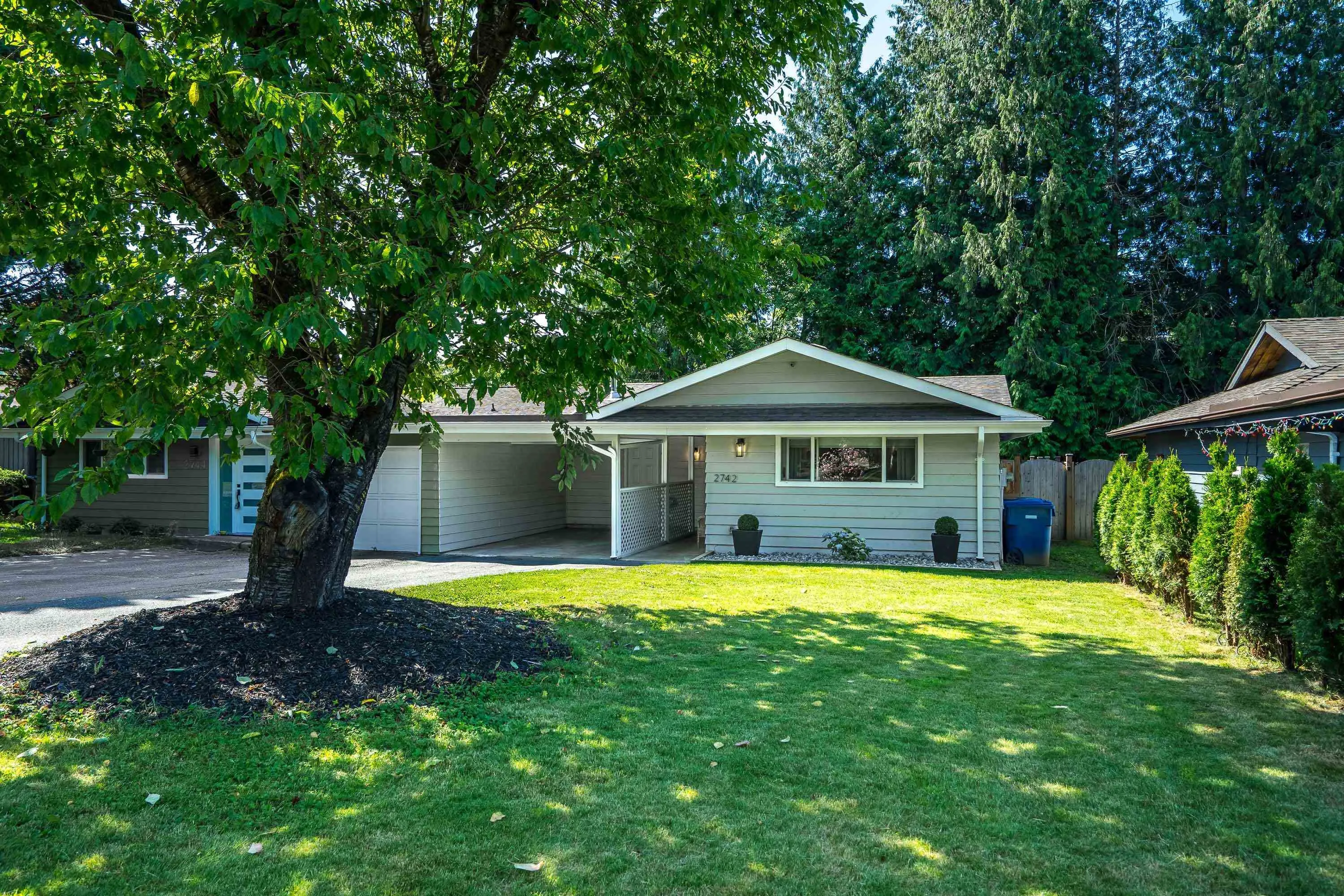 2742 Sandon Drive
