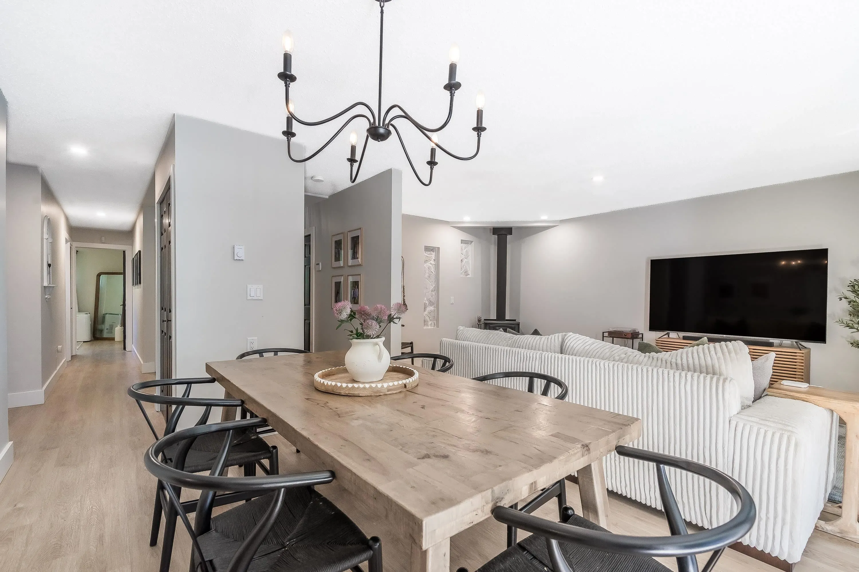 2742 Sandon Drive