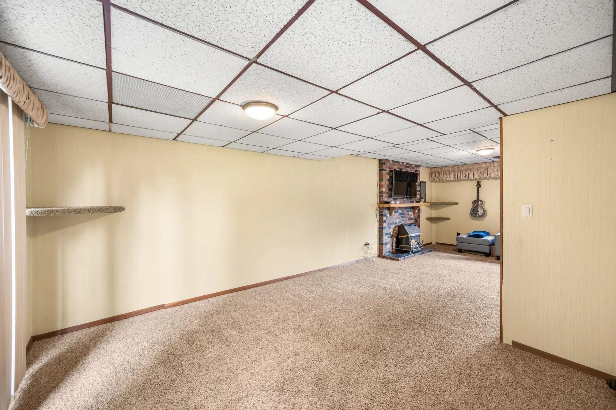 22101 Canuck Place