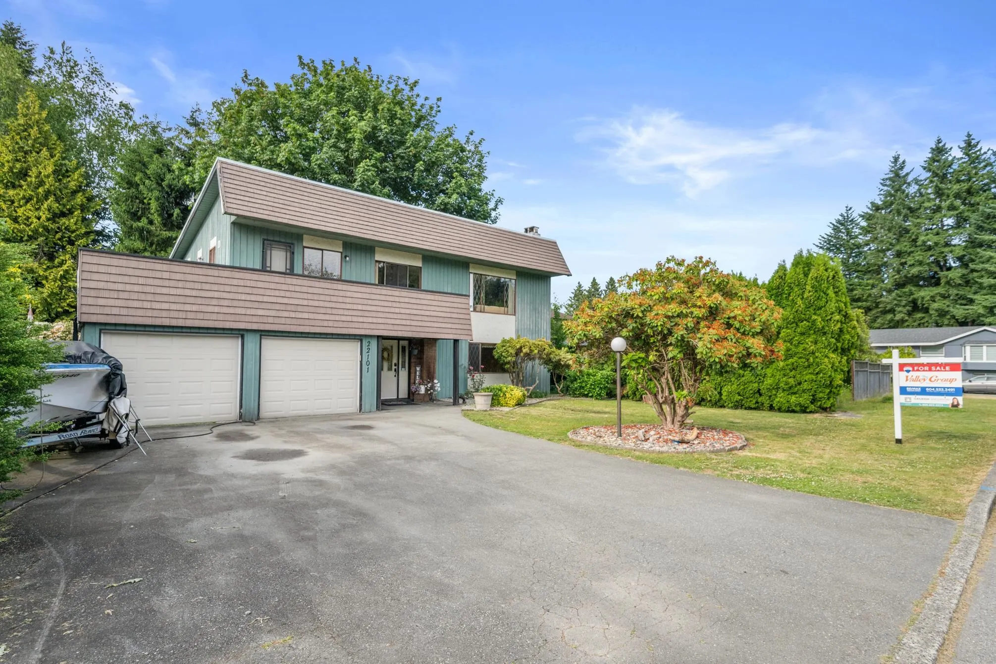 22101 Canuck Place