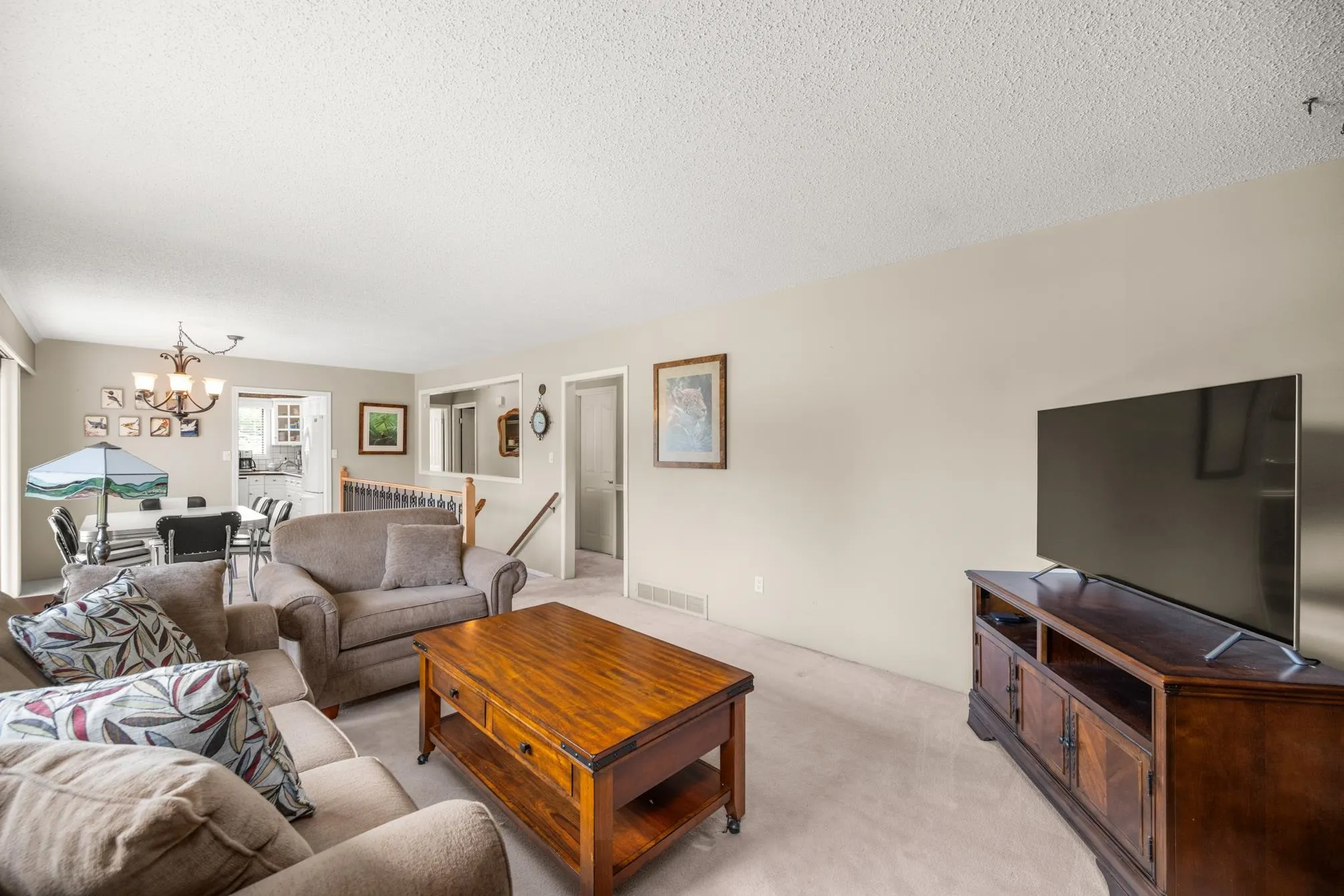 22101 Canuck Crescent