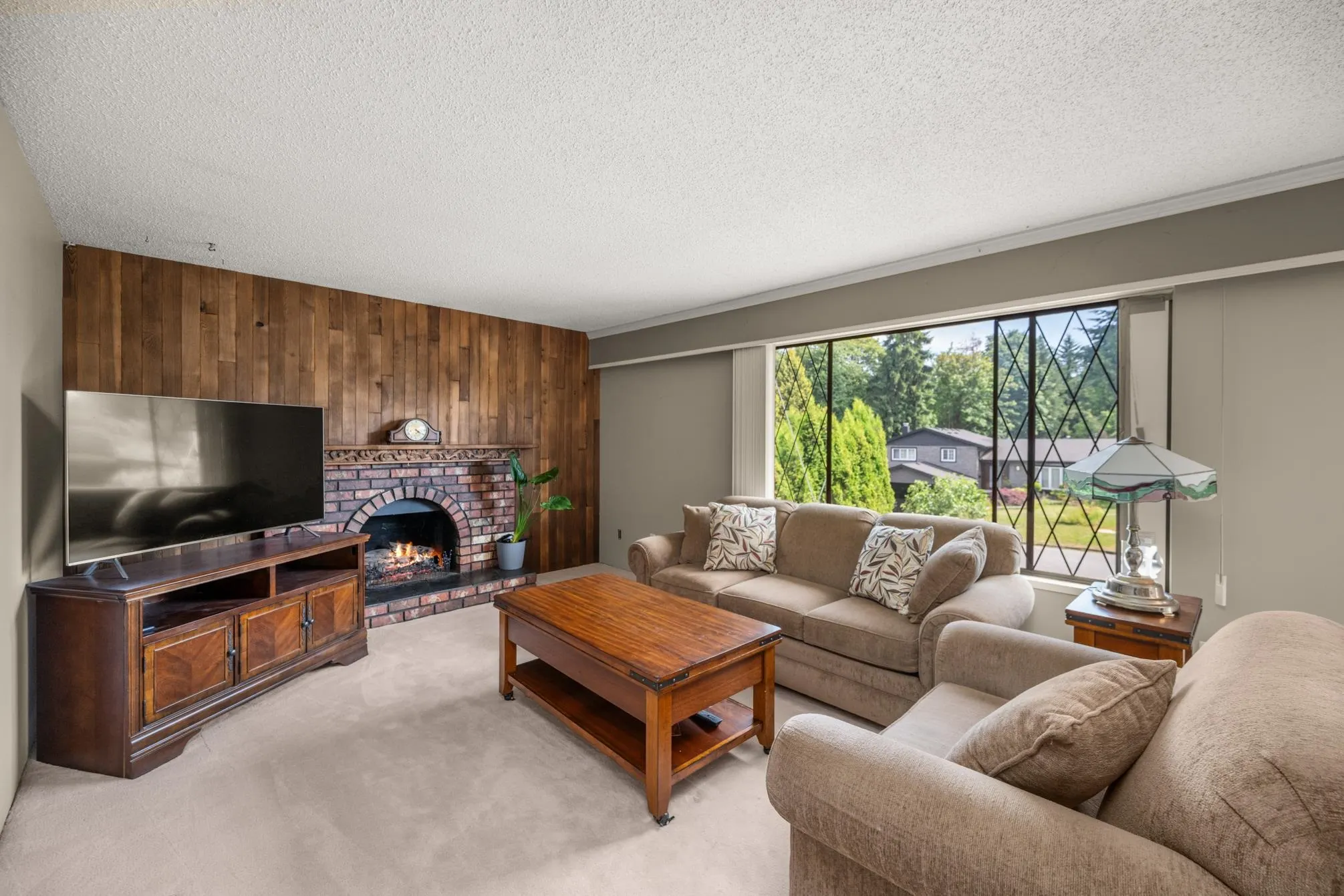 22101 Canuck Place