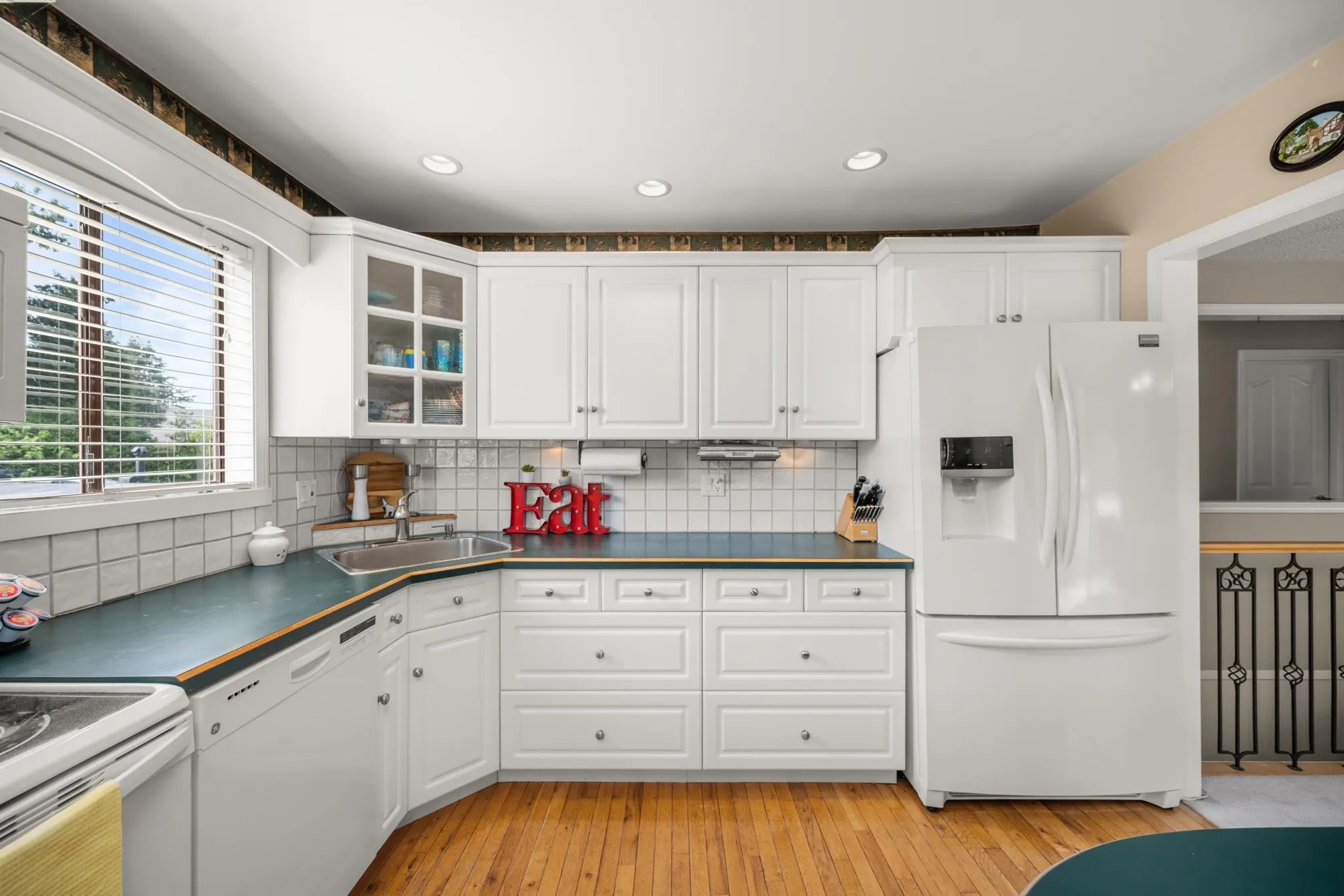 22101 Canuck Place