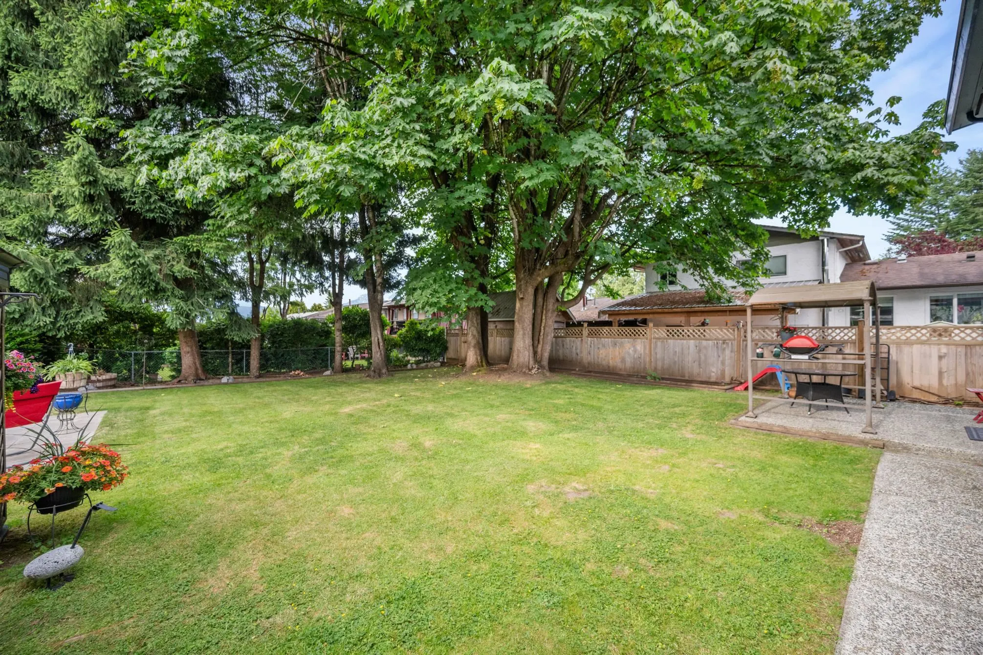 22101 Canuck Place
