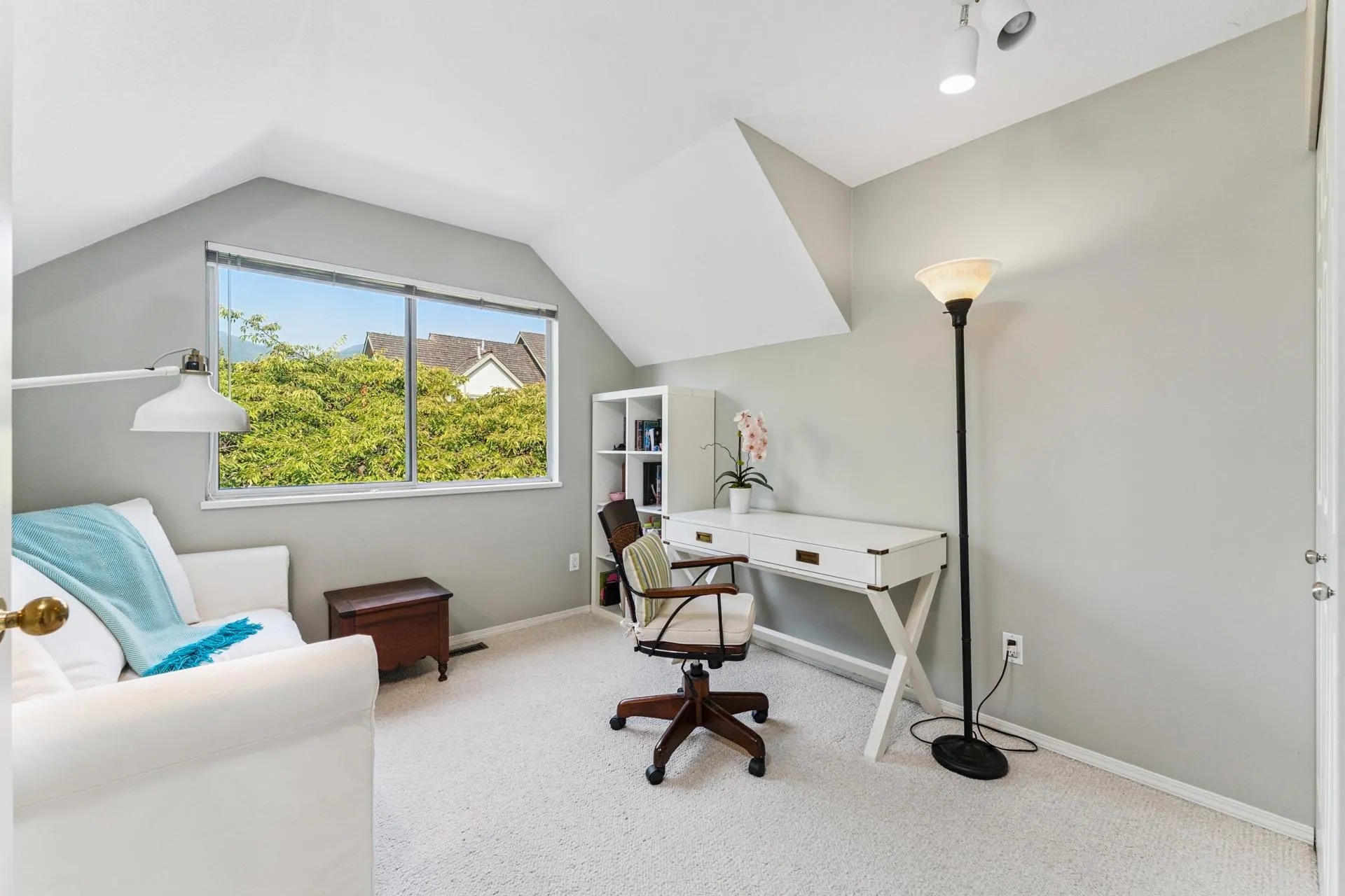 308 W 15th Street