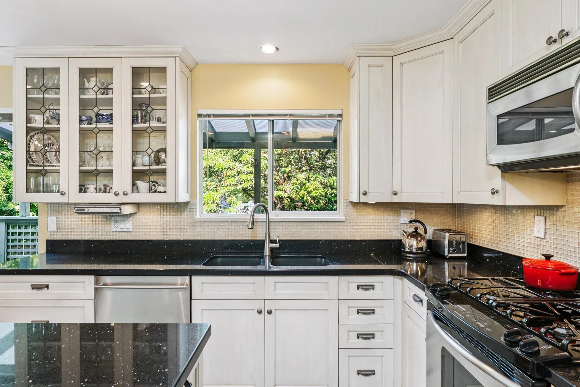 308 W 15th Street