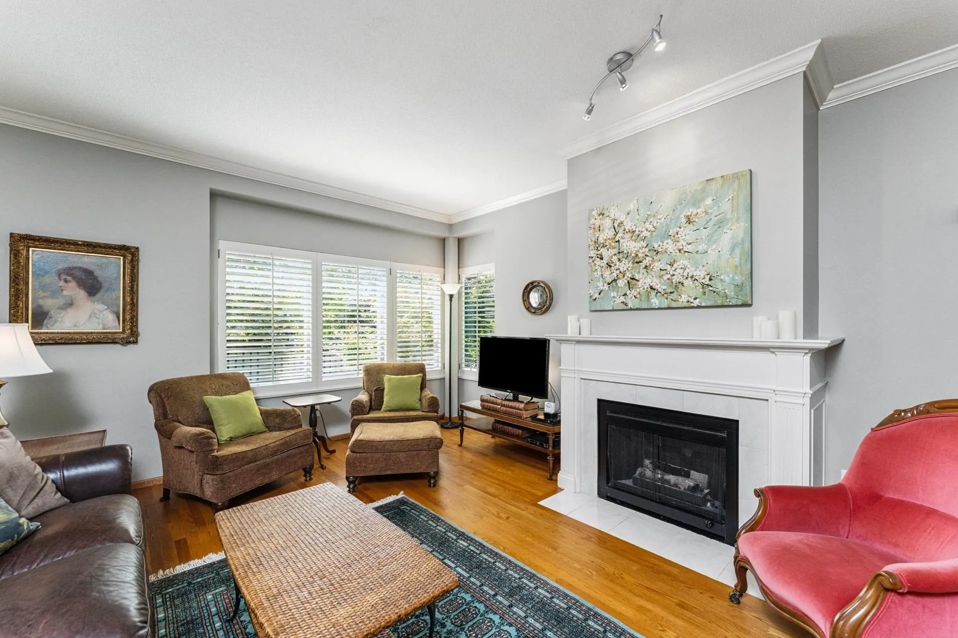 308 W 15th Street