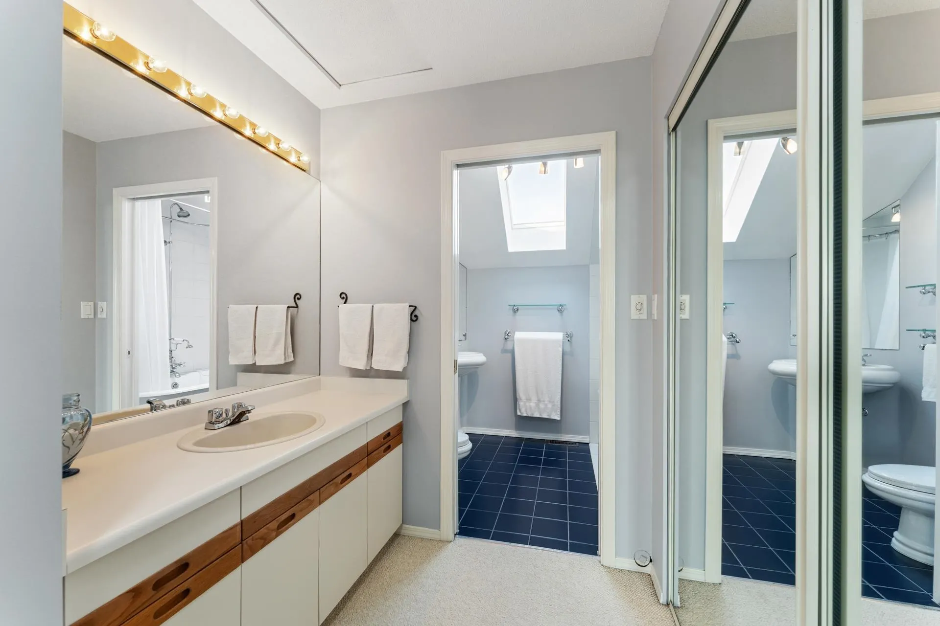 308 W 15th Street