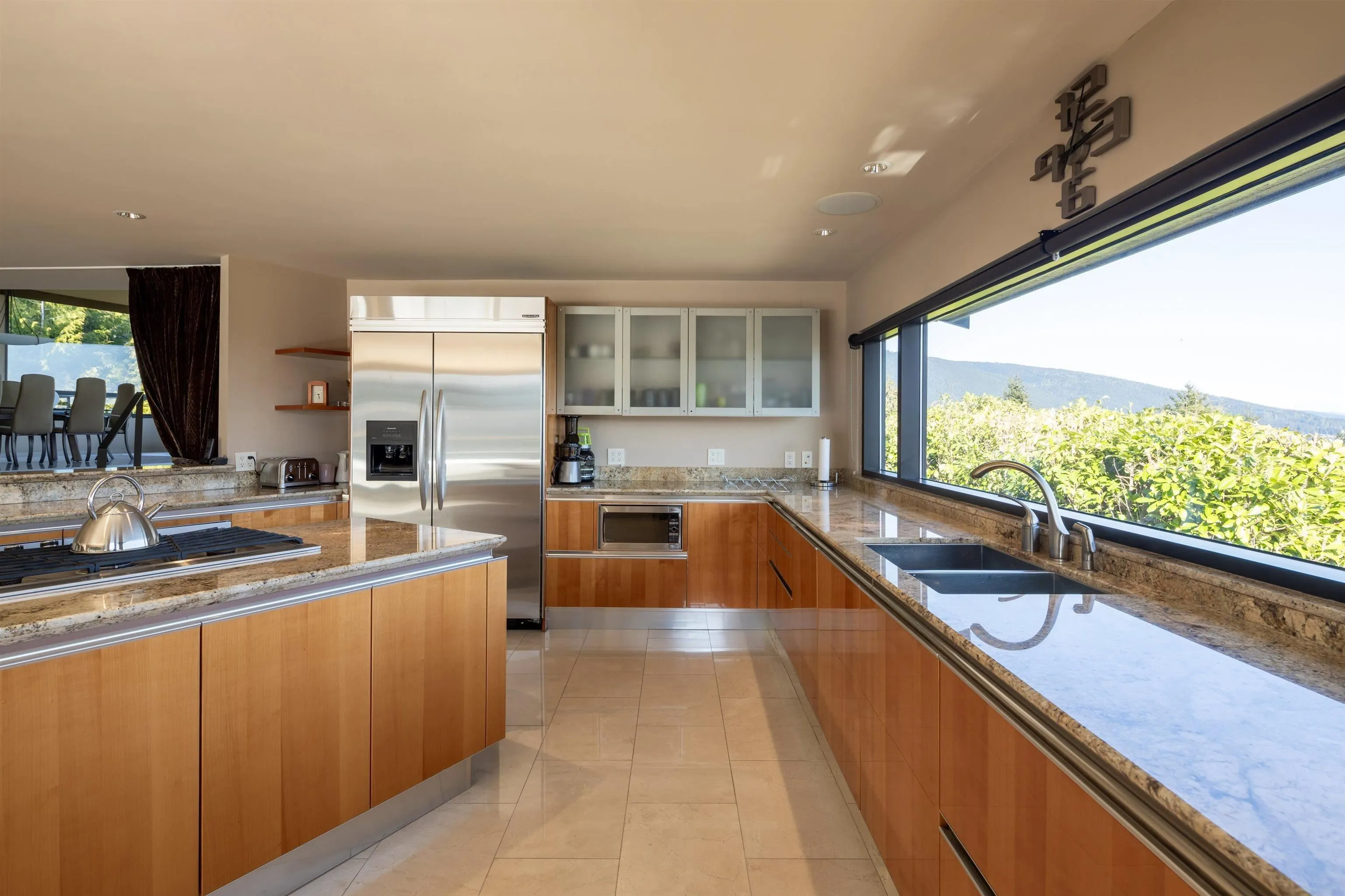 1109 Hillside Road
