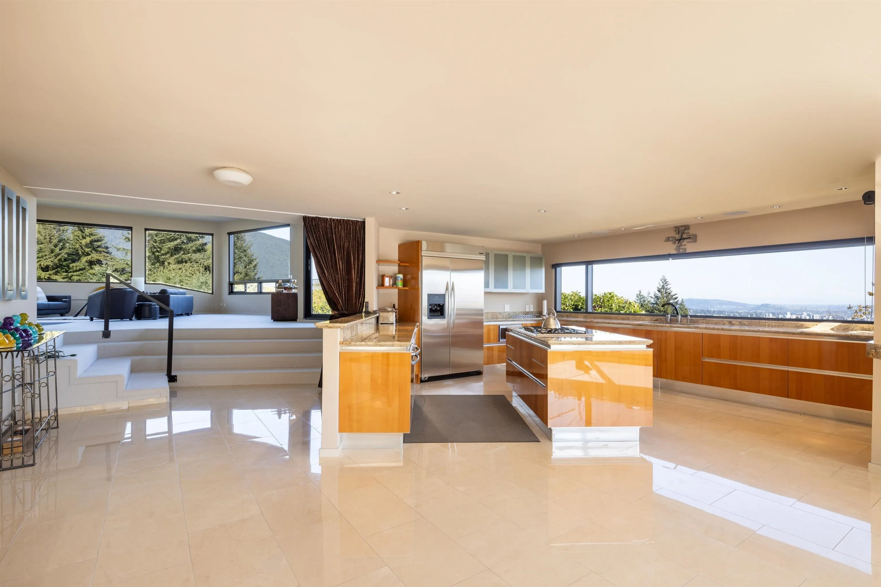 1109 Hillside Road
