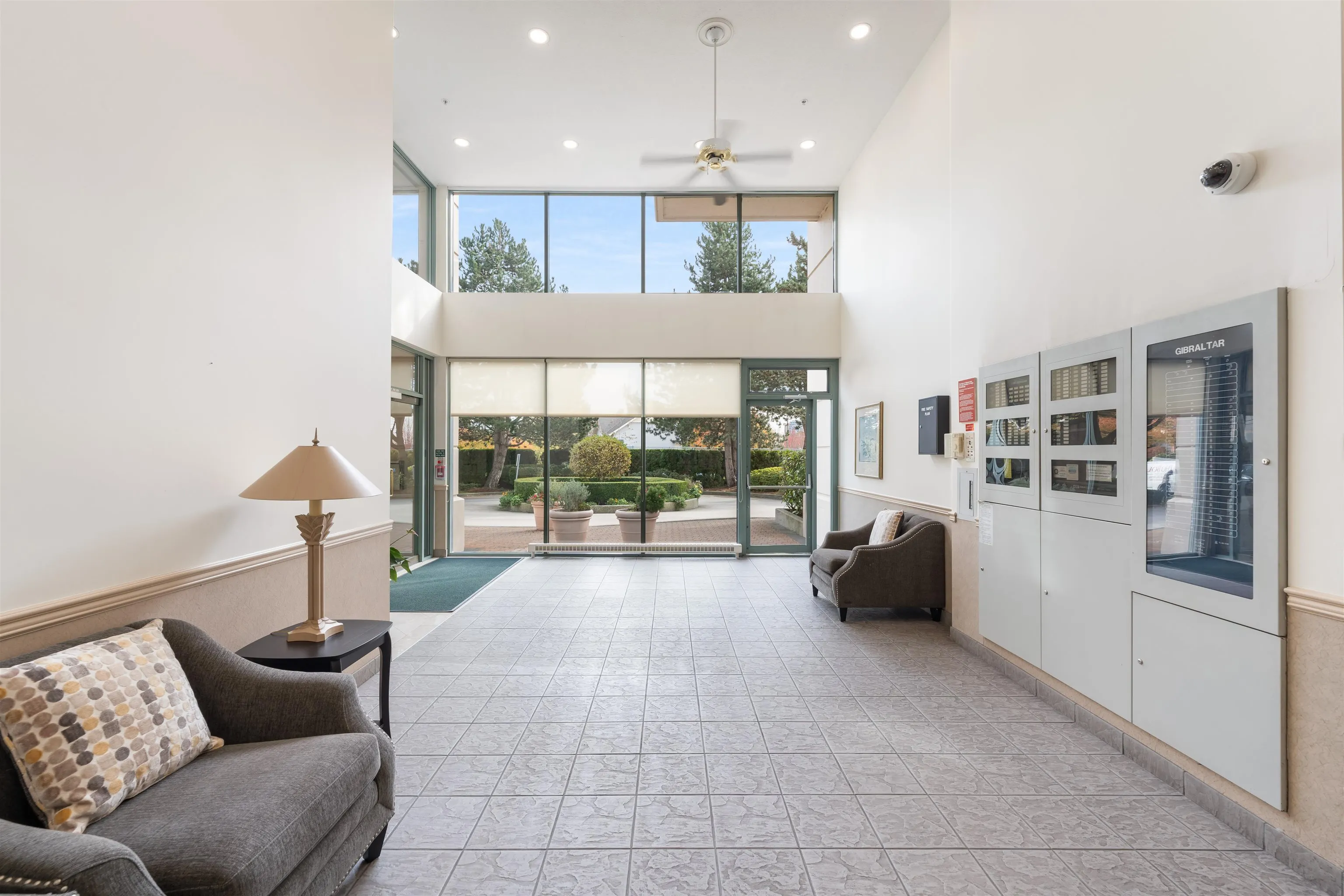 306 6622 Southoaks Crescent