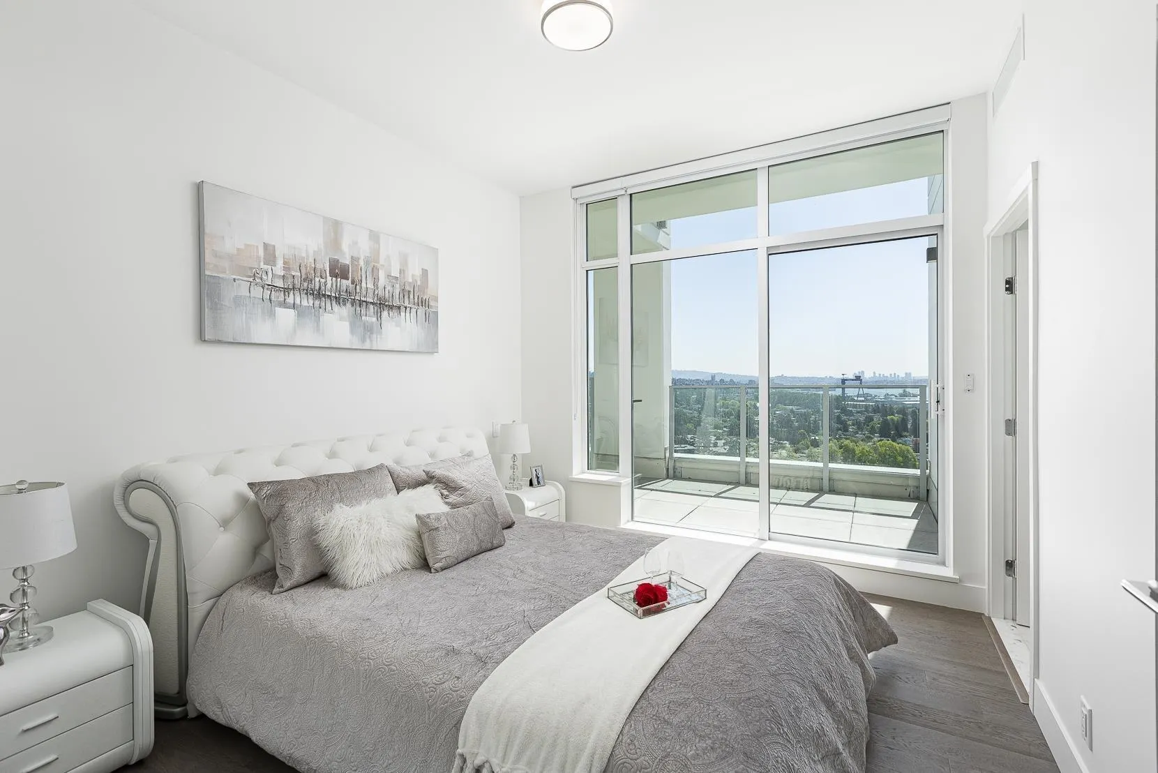 2201 1632 Lions Gate Lane