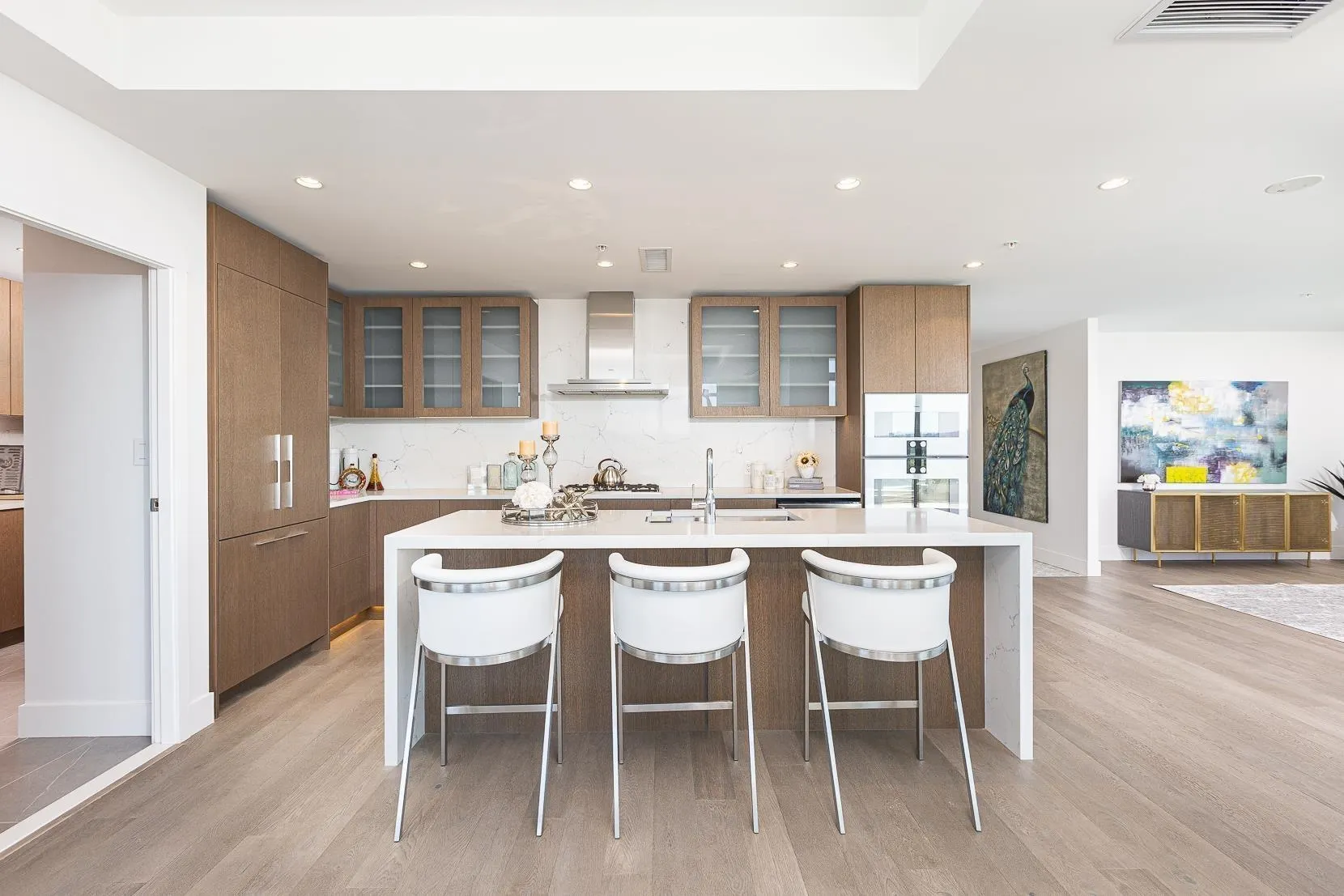 2201 1632 Lions Gate Lane