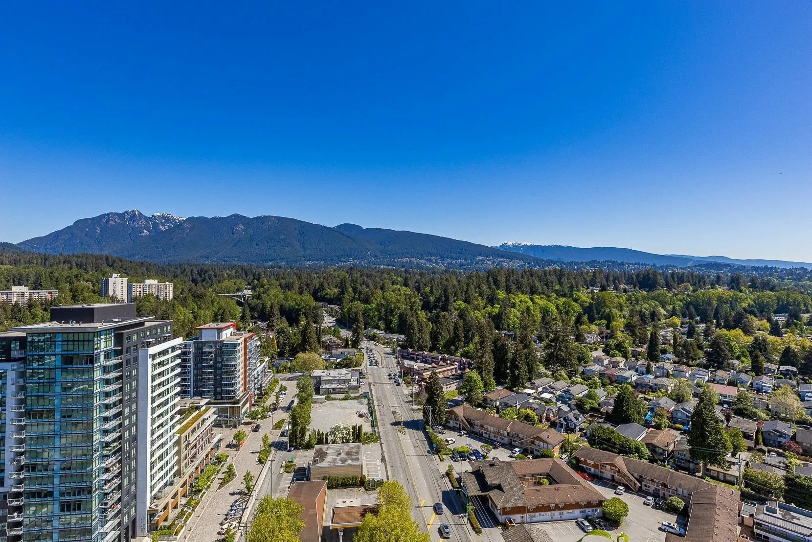 2201 1632 Lions Gate Lane