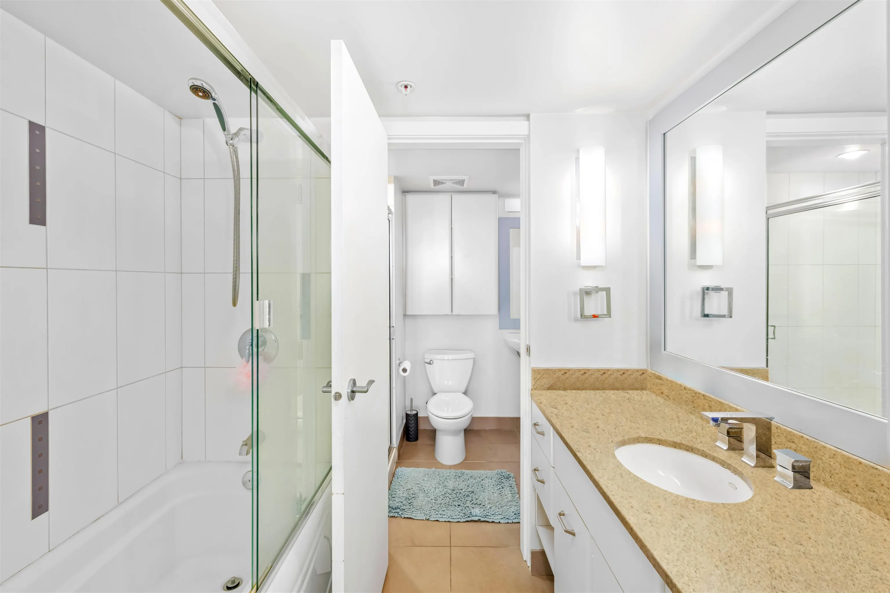 602 683 W Victoria Park