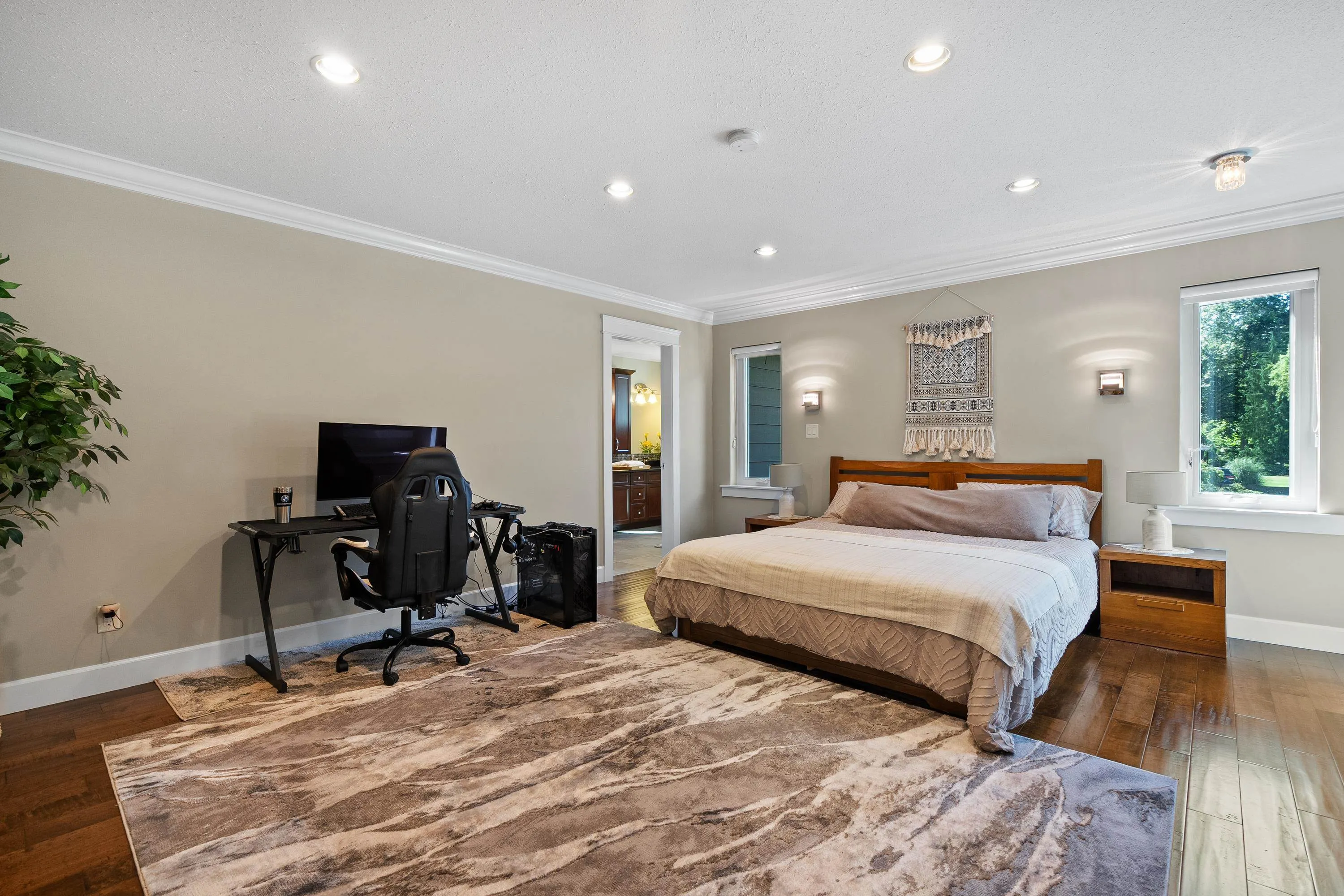 2732 Northcrest Drive