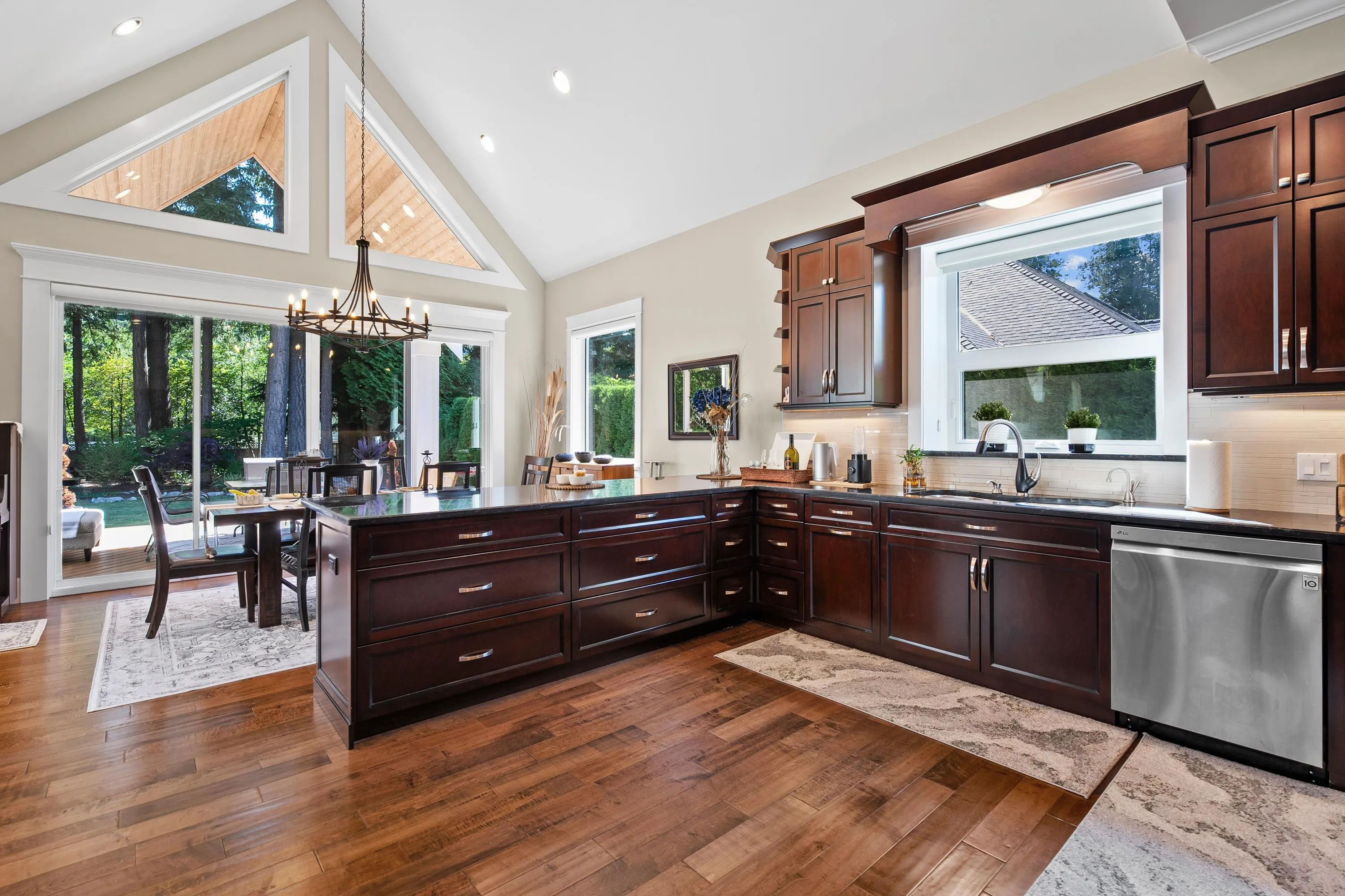 2732 Northcrest Drive